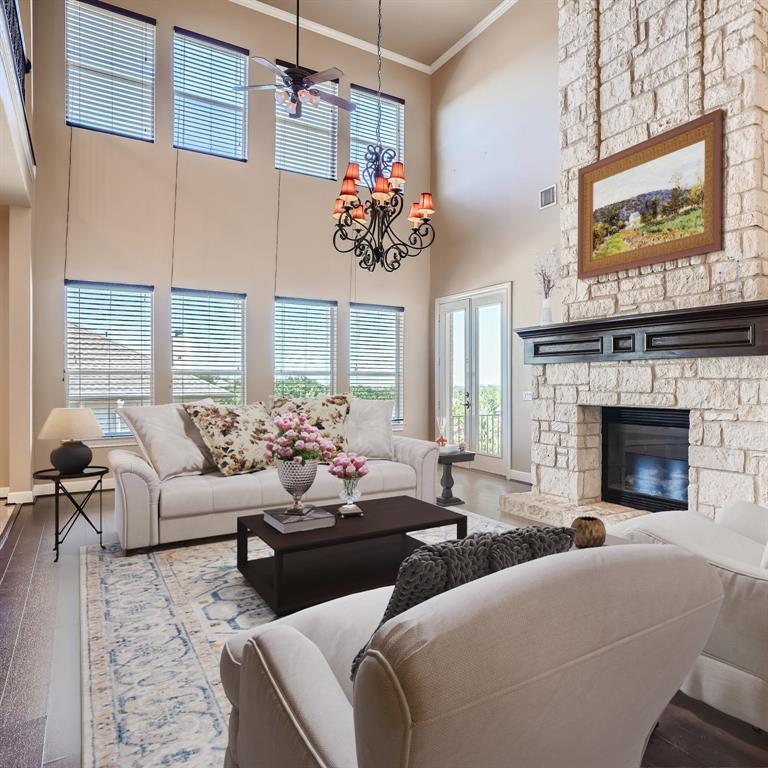 334 Blazing Star Dr, Austin, TX 78737