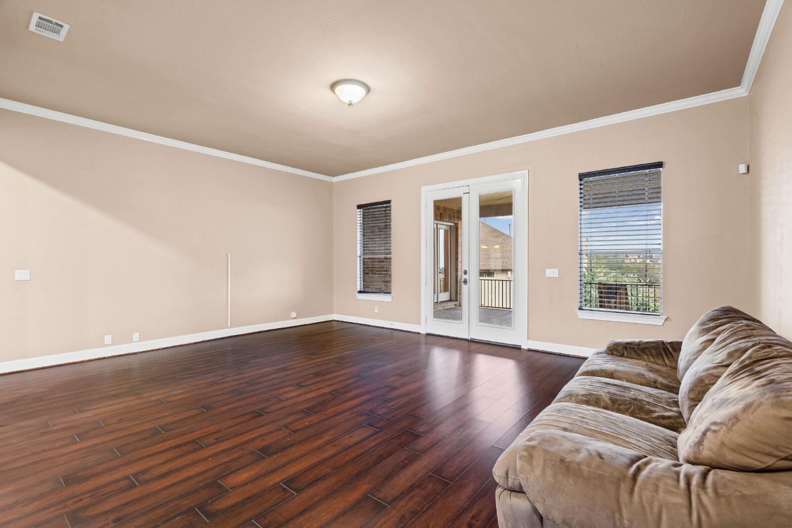 334 Blazing Star Dr, Austin, TX 78737