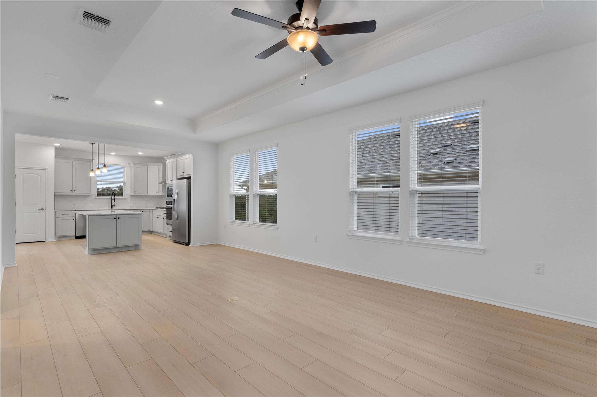 310 Livewater Ln, Georgetown, TX 78633