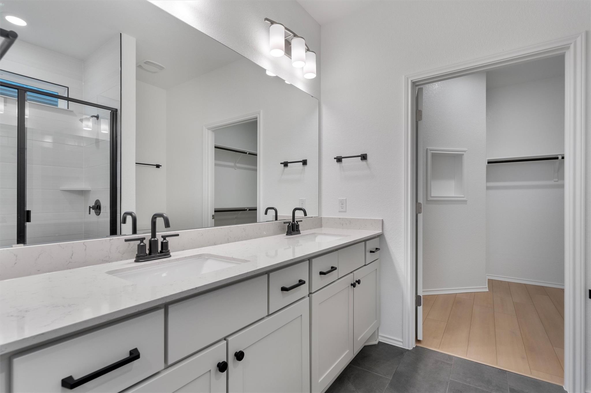 310 Livewater Ln, Georgetown, TX 78633