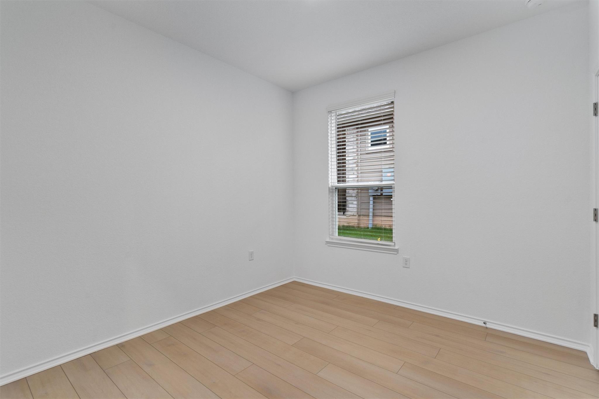 310 Livewater Ln, Georgetown, TX 78633