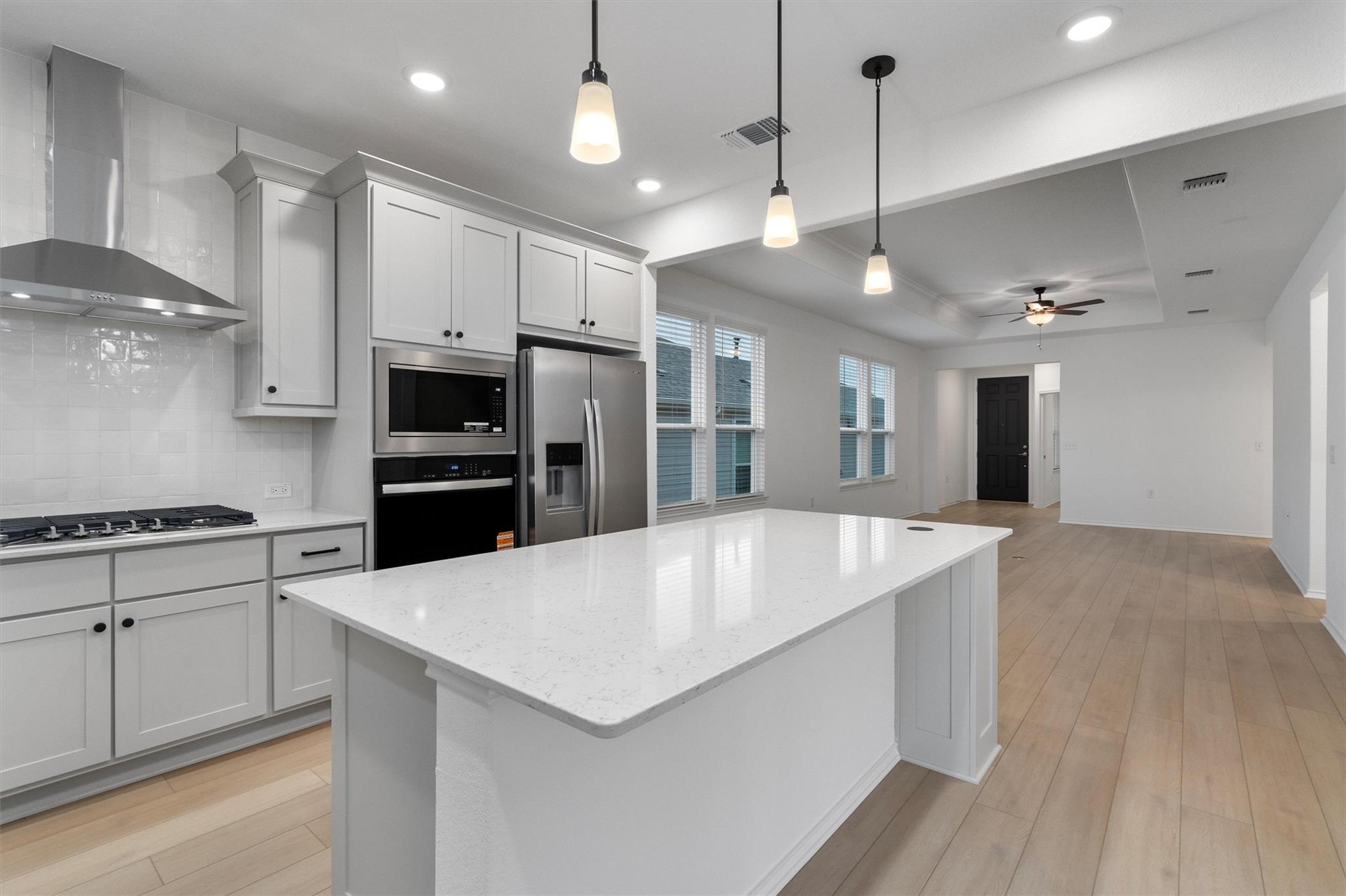 310 Livewater Ln, Georgetown, TX 78633