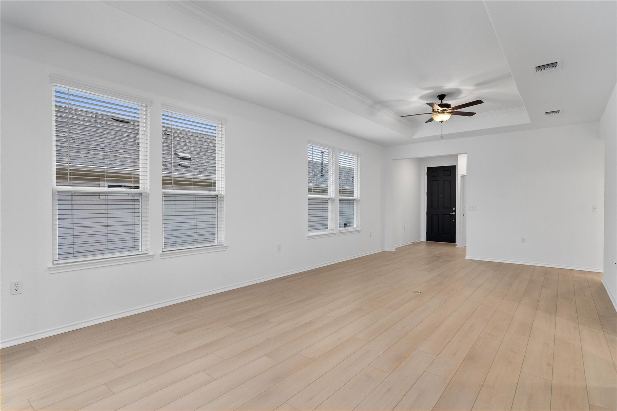 310 Livewater Ln, Georgetown, TX 78633