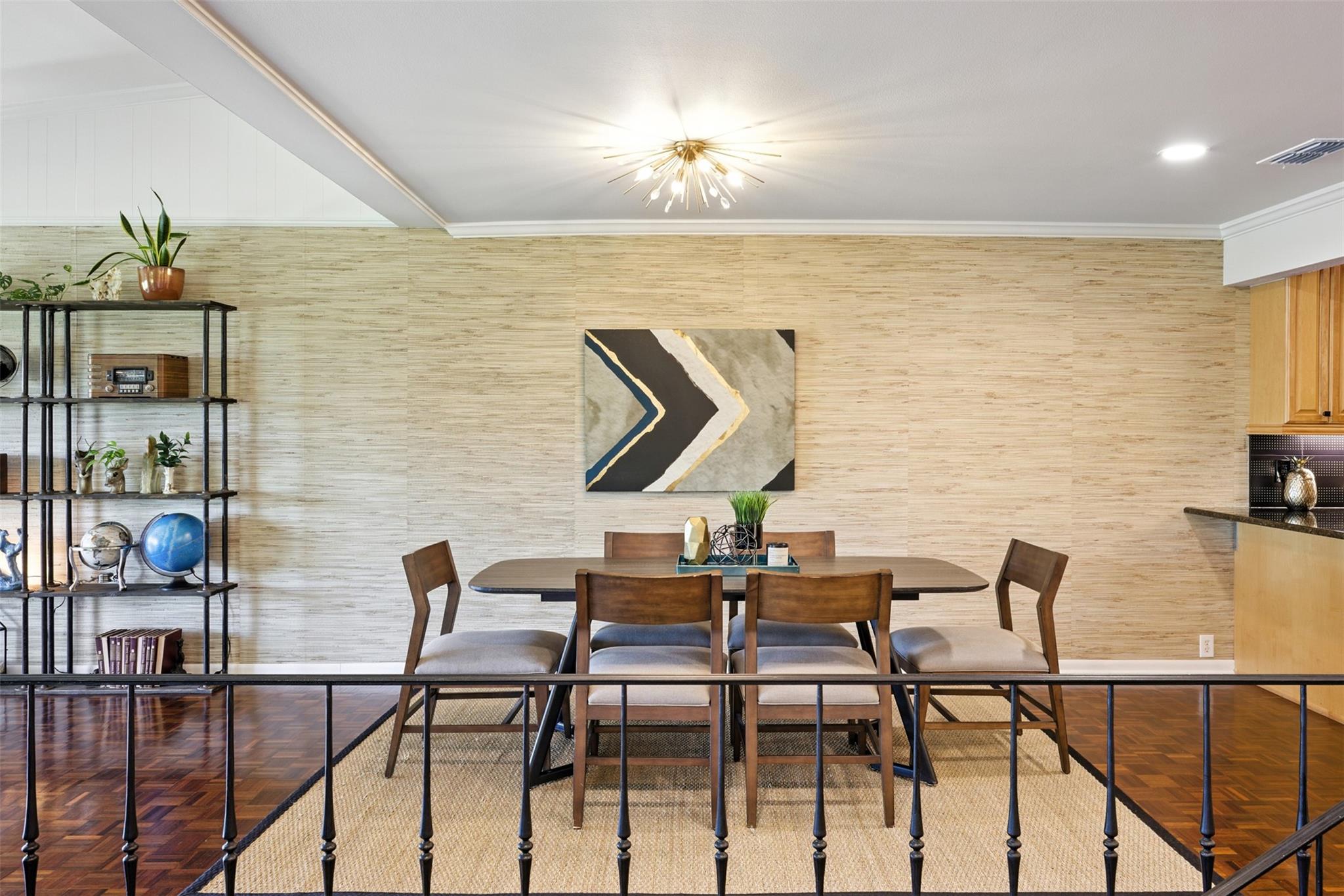 402 Seawind St, Lakeway, TX 78734