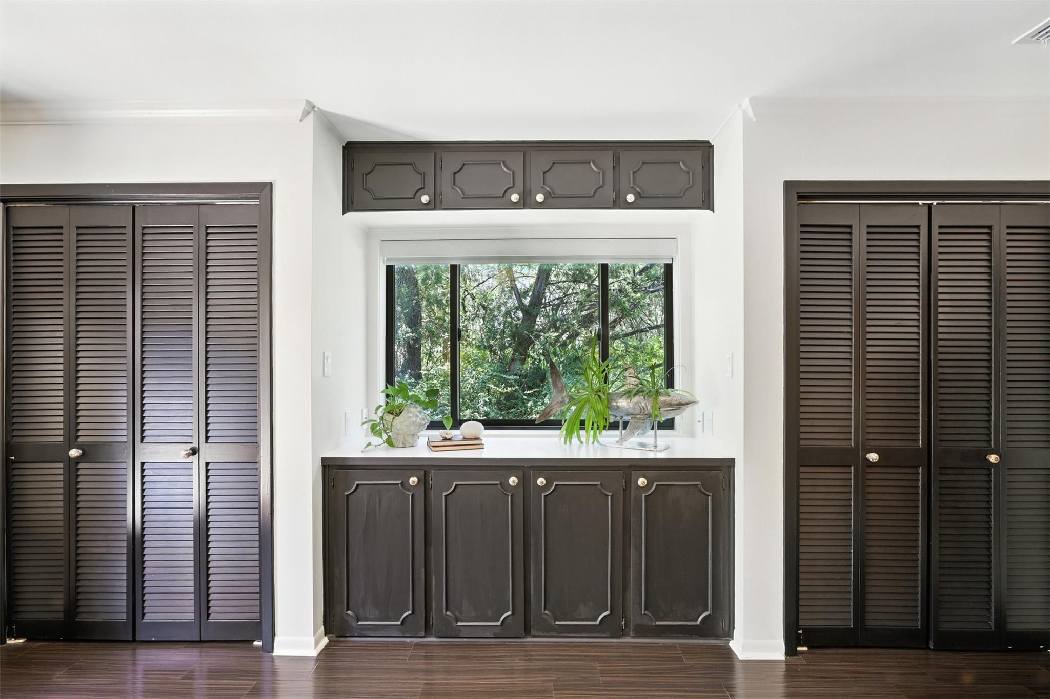 402 Seawind St, Lakeway, TX 78734