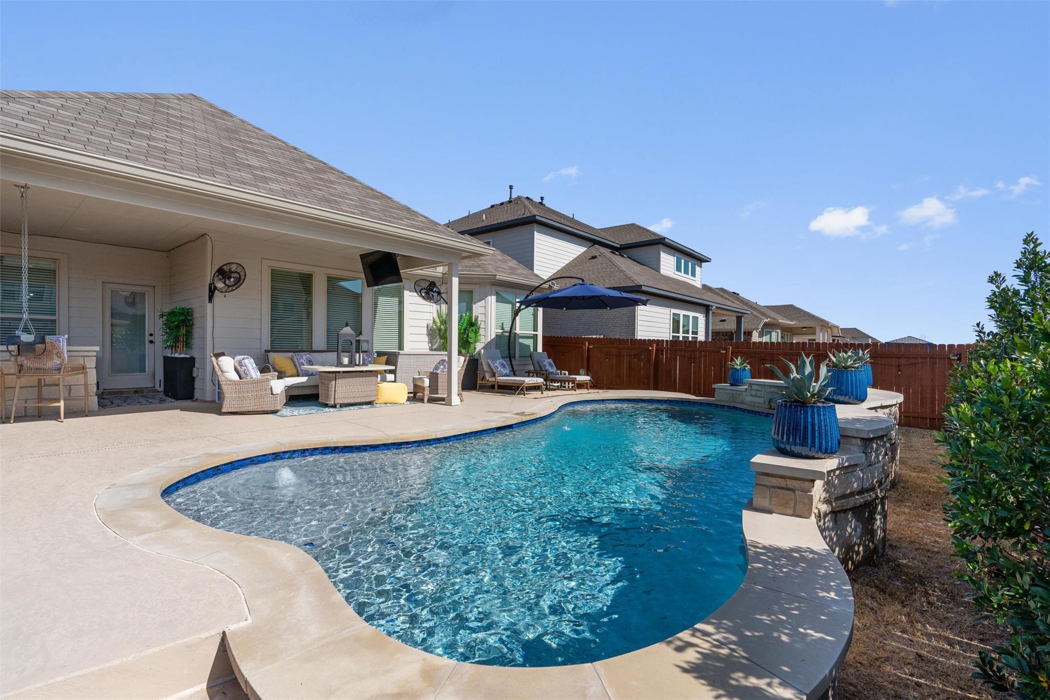 6401 Golden Bough Ln, Pflugerville, TX 78660