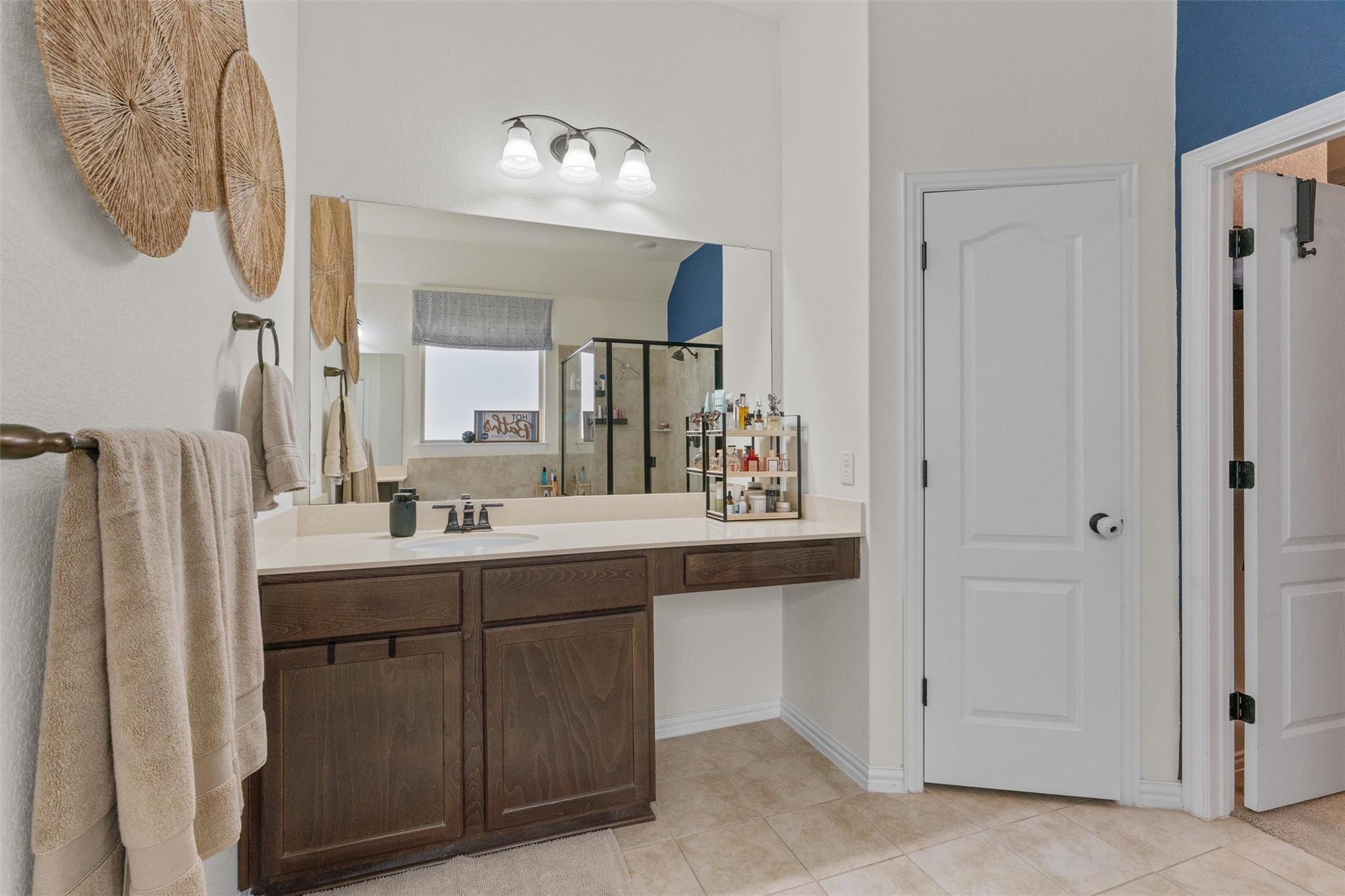 6401 Golden Bough Ln, Pflugerville, TX 78660