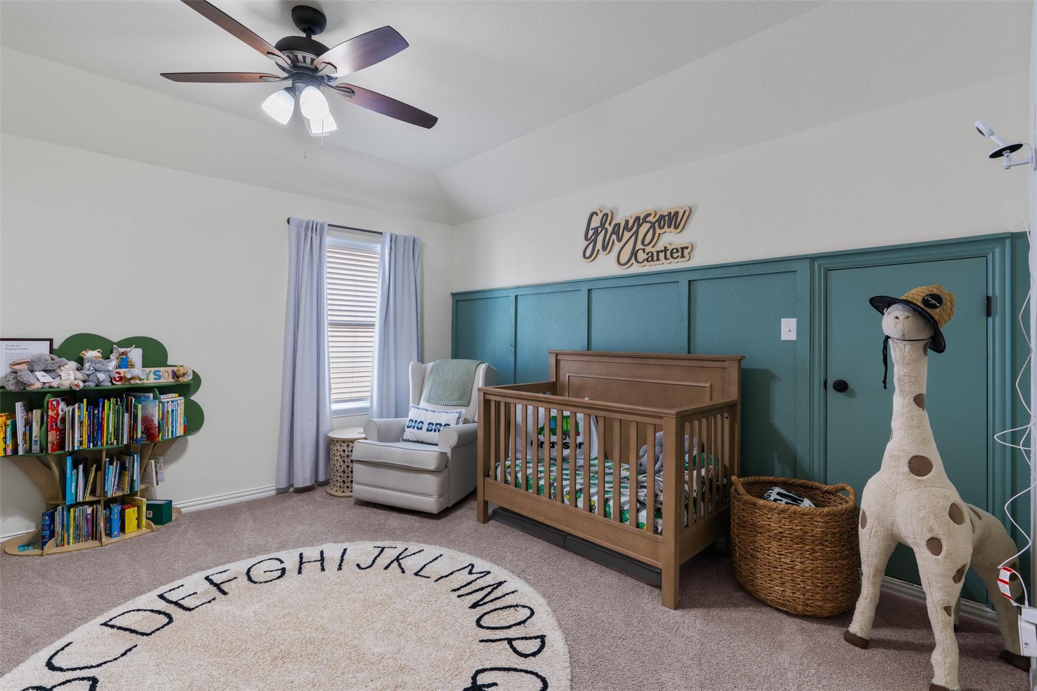 6401 Golden Bough Ln, Pflugerville, TX 78660