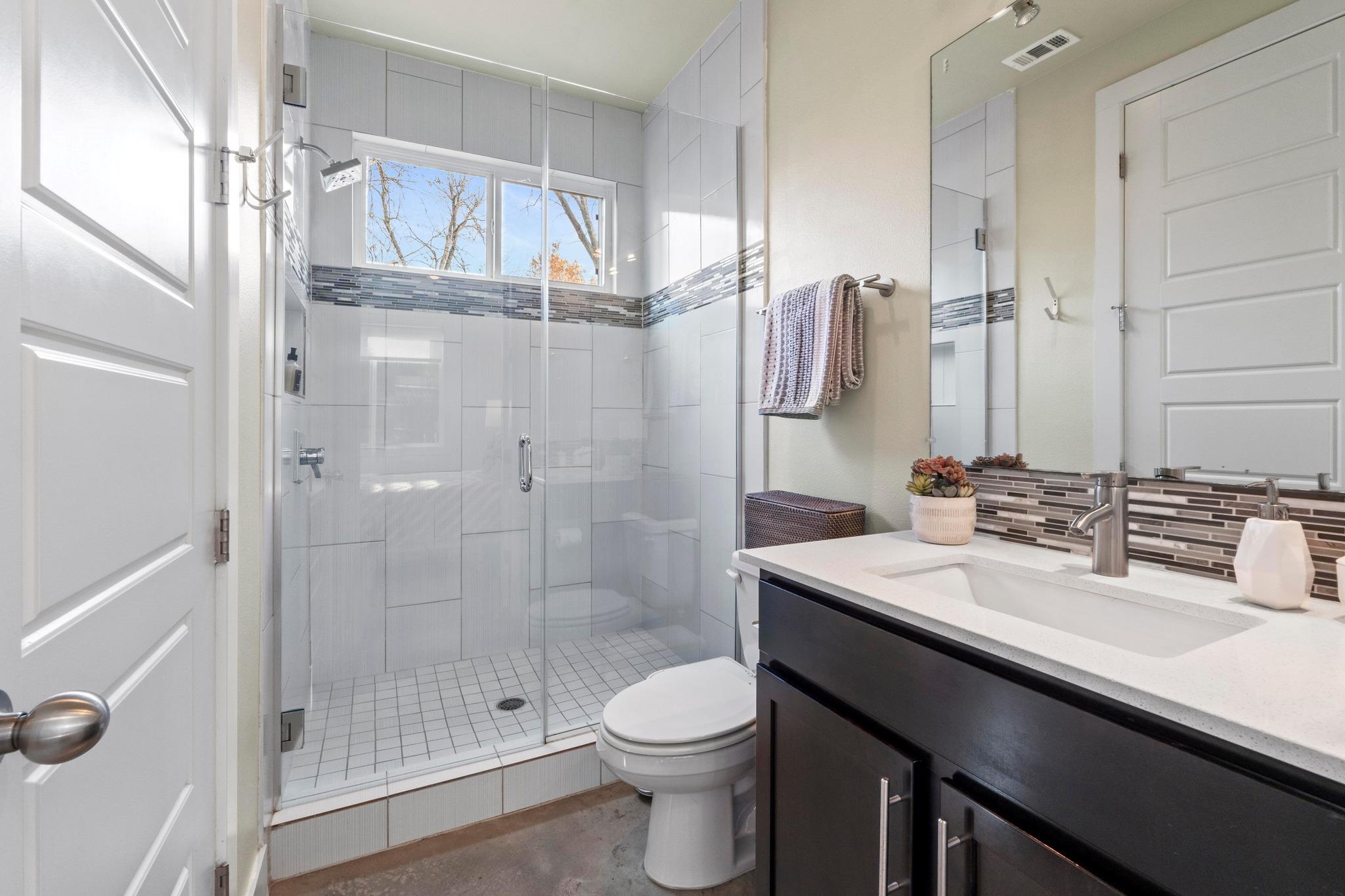 1304 Palo Duro Rd # B, Austin, TX 78757