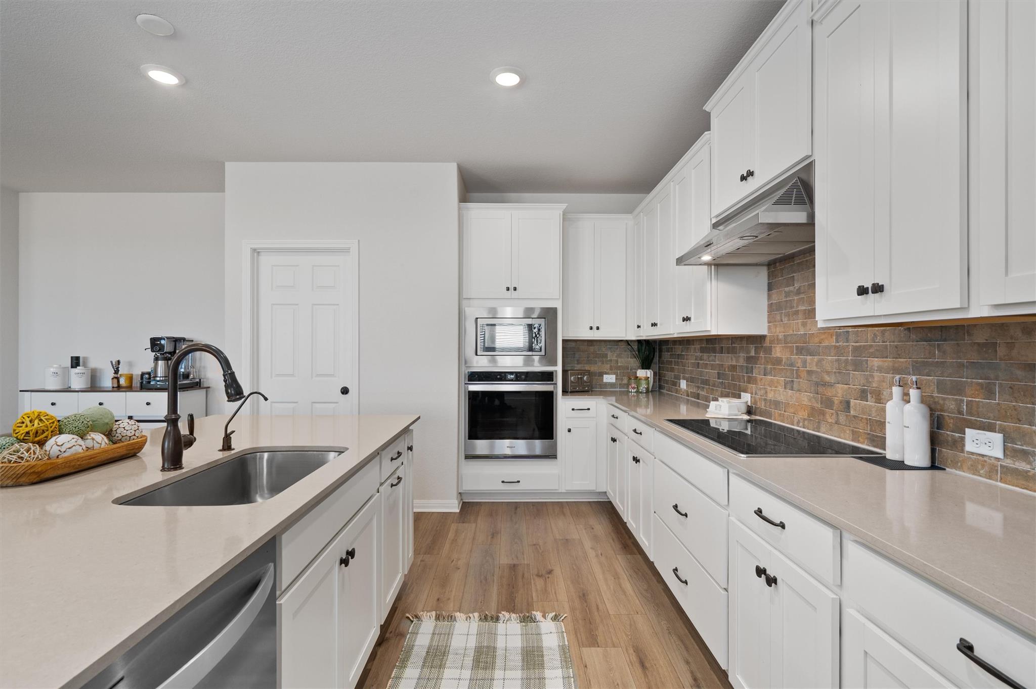 3008 Ottaviano Way, Hutto, TX 78634