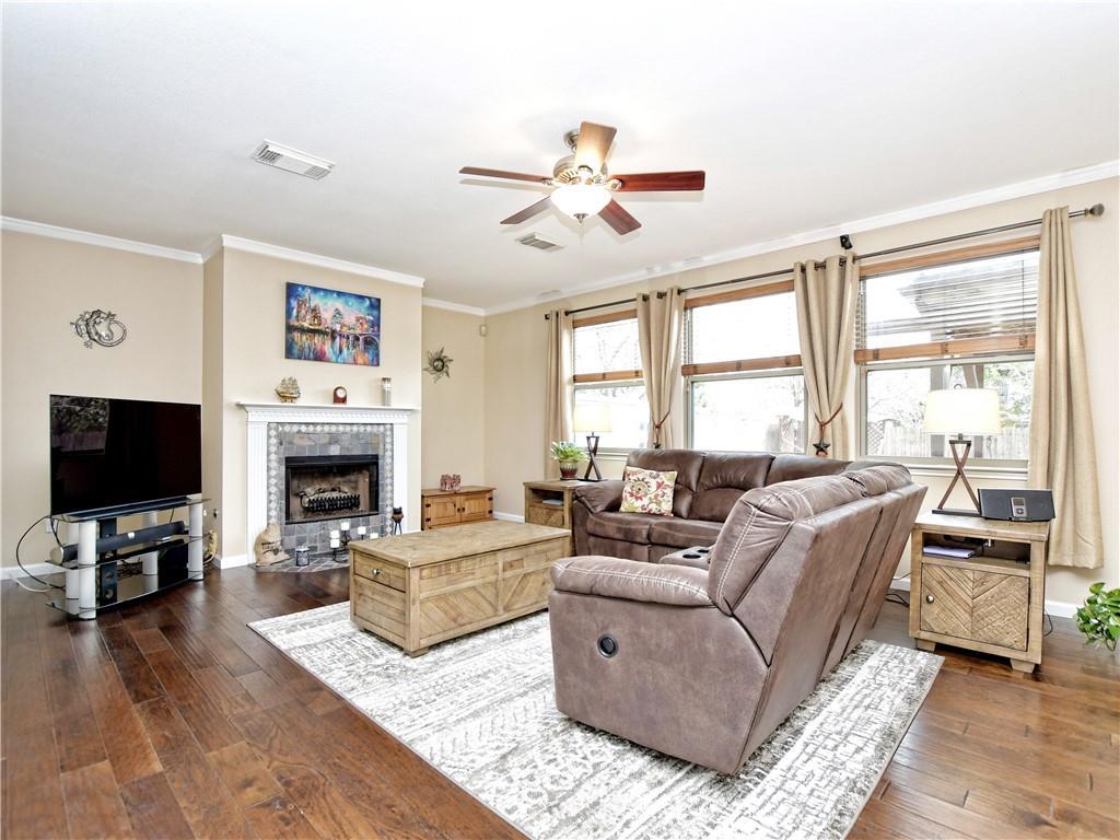 4516 Moose Dr, Austin, TX 78749