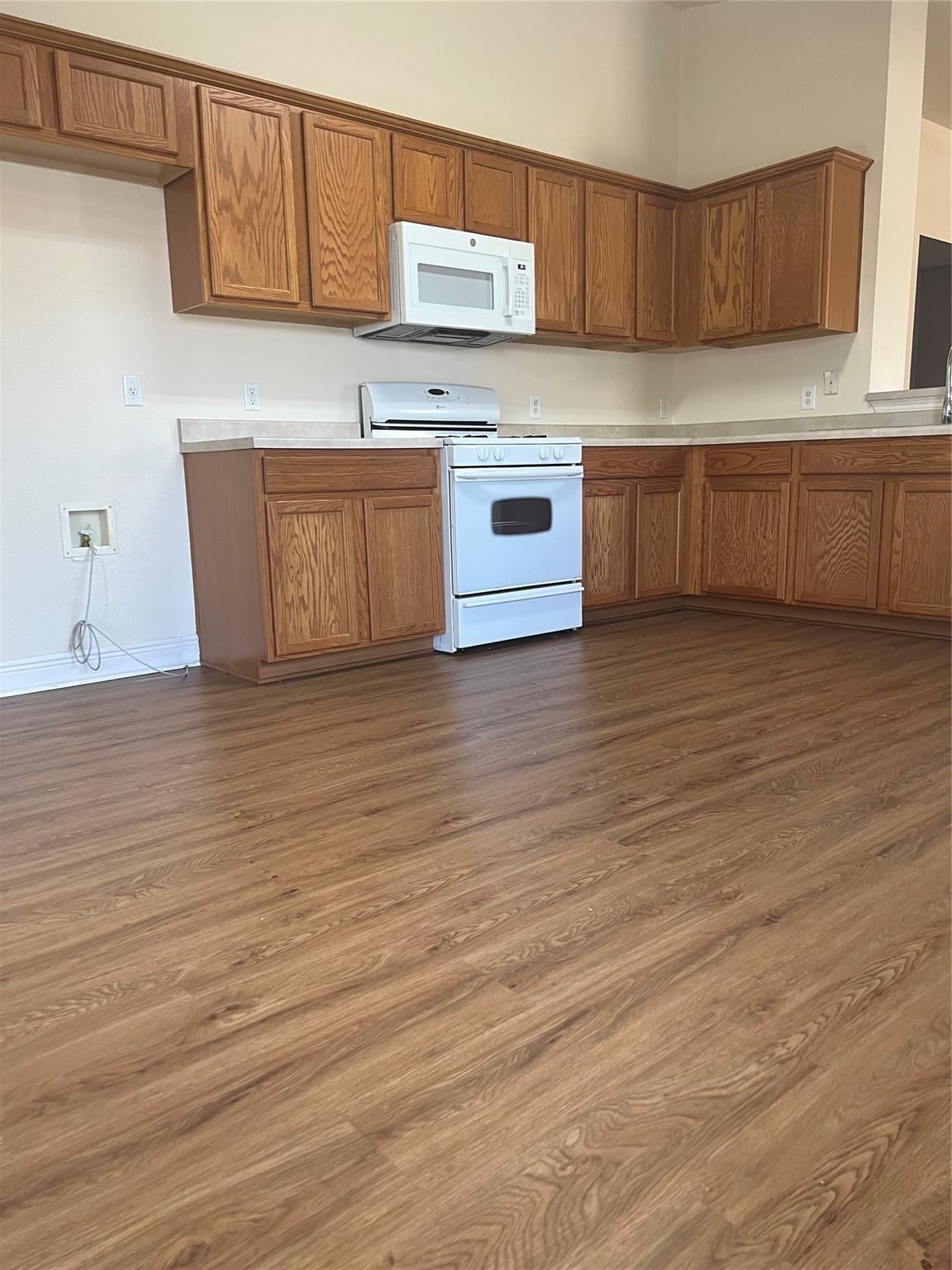 1901 Golden Sunrise Ln NW, Pflugerville, TX 78660