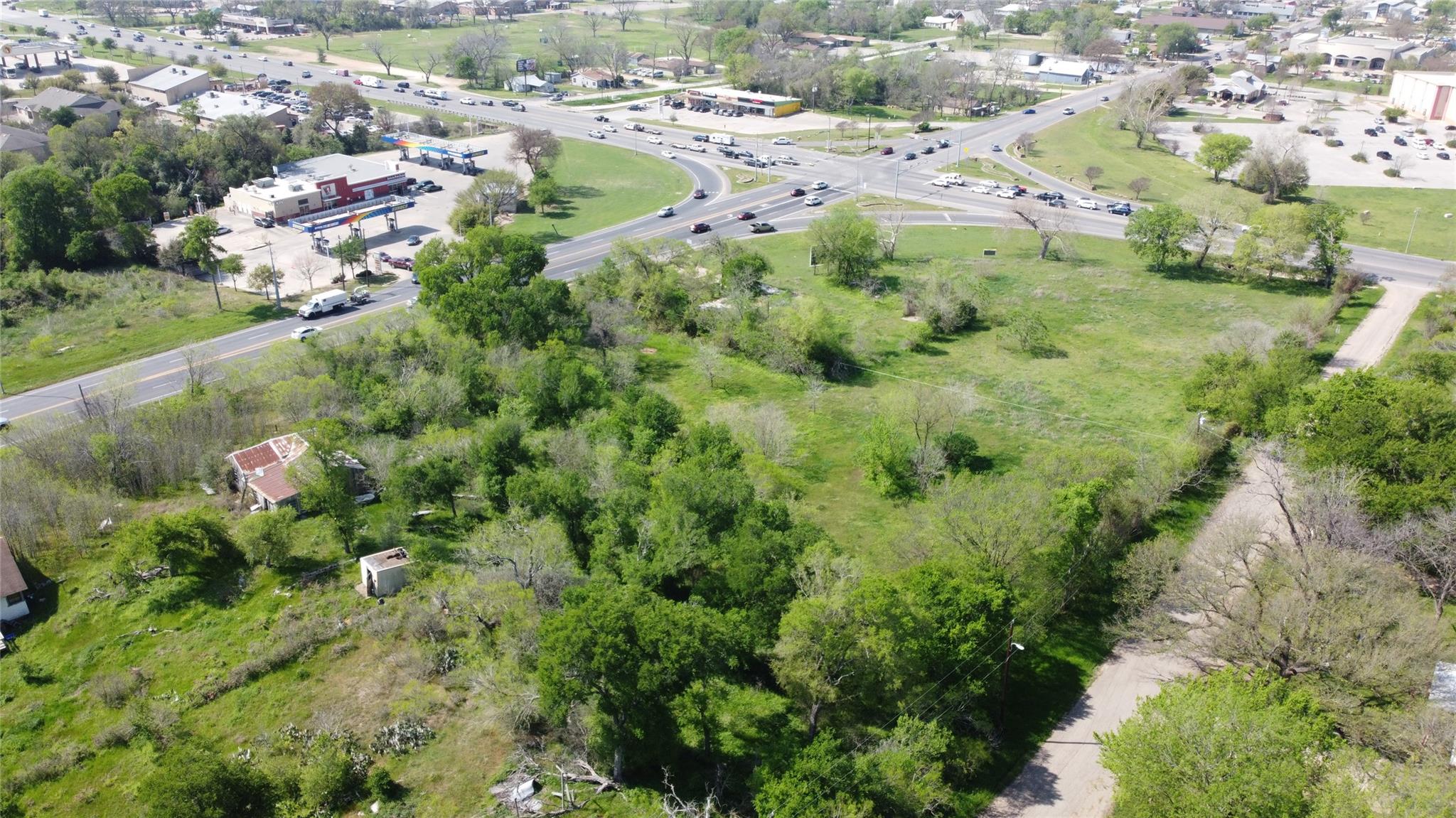 1804 Chestnut St, Bastrop, TX 78602