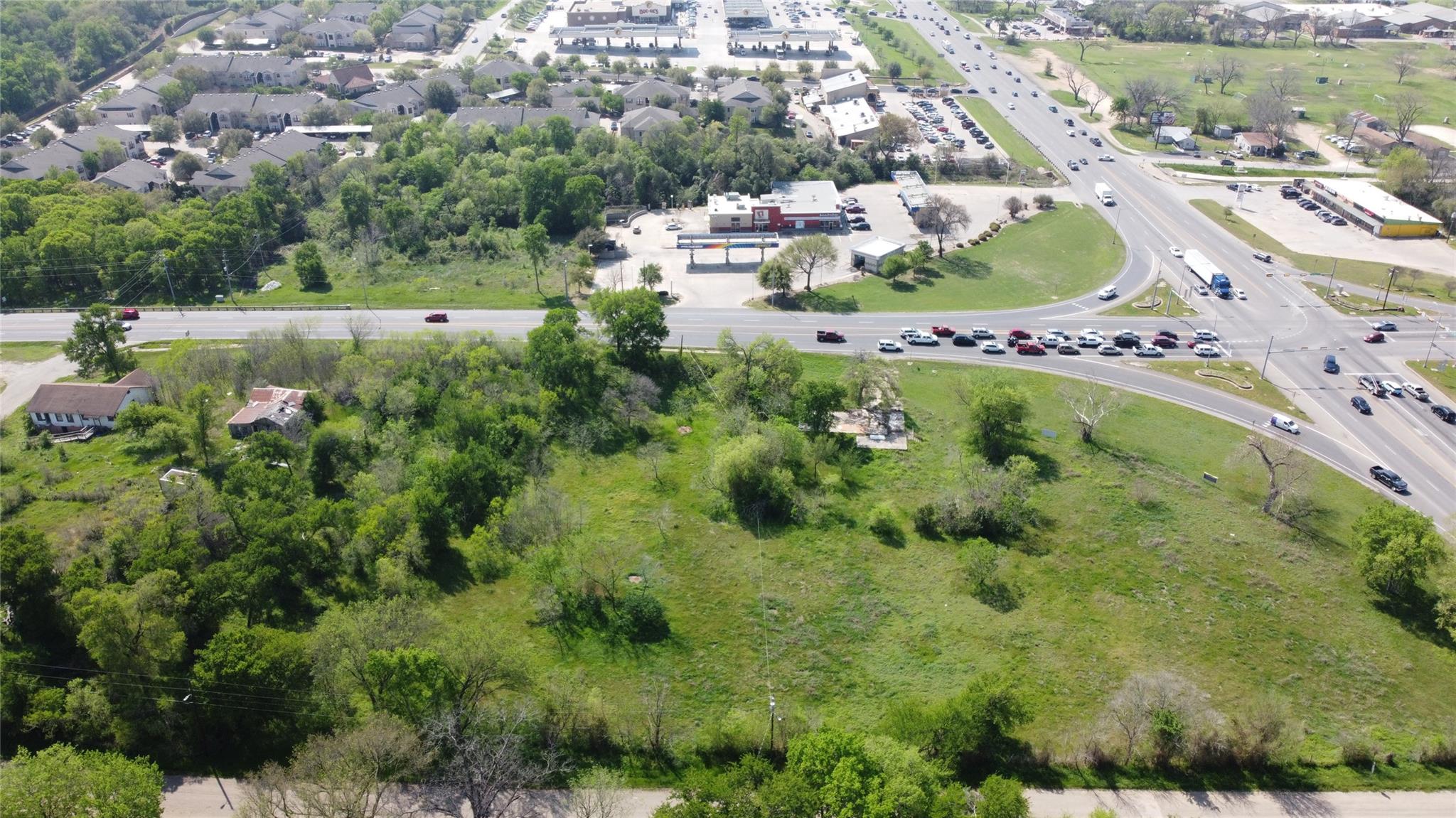 1804 Chestnut St, Bastrop, TX 78602