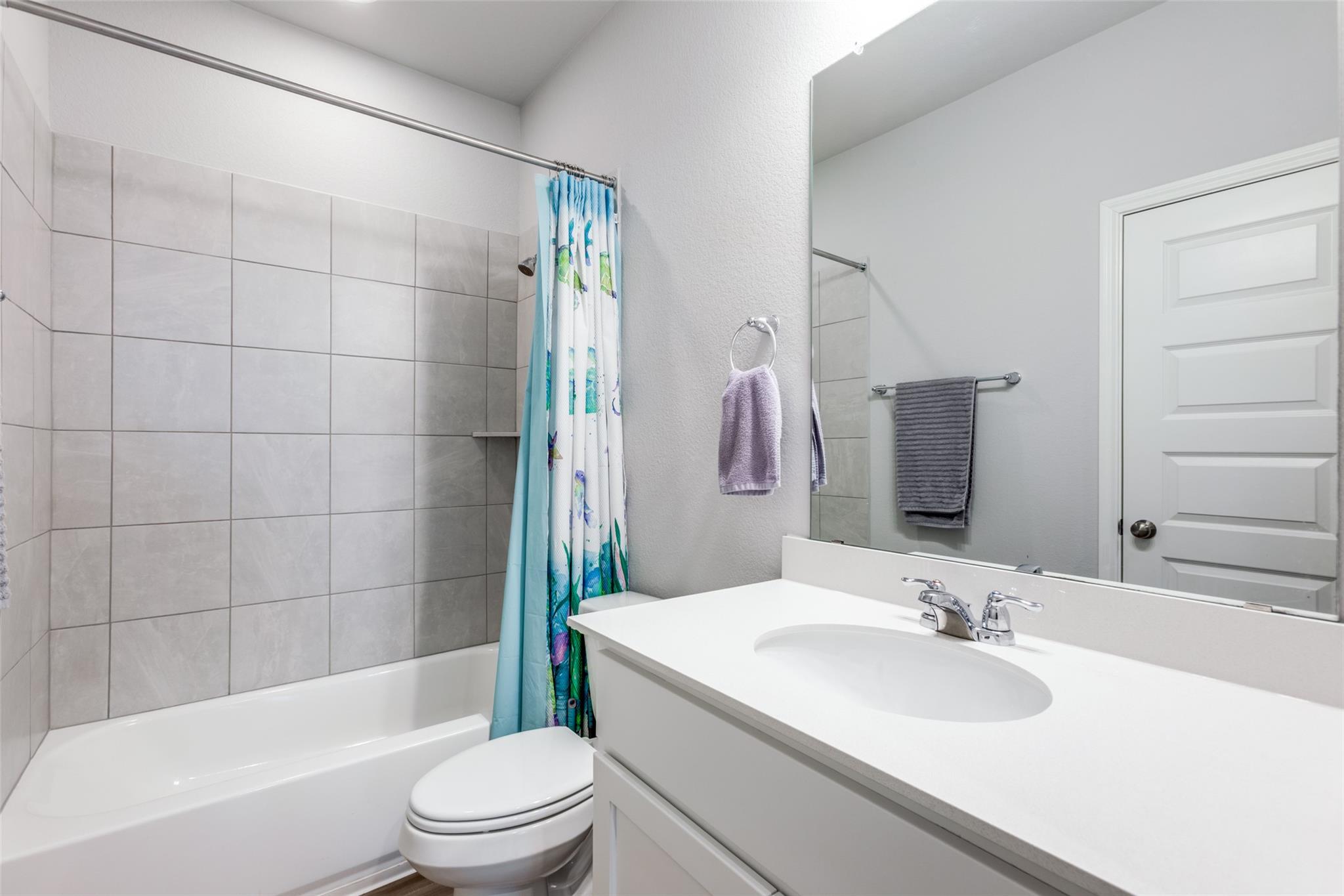 204 Kellys Heroes Way, Jarrell, TX 76537