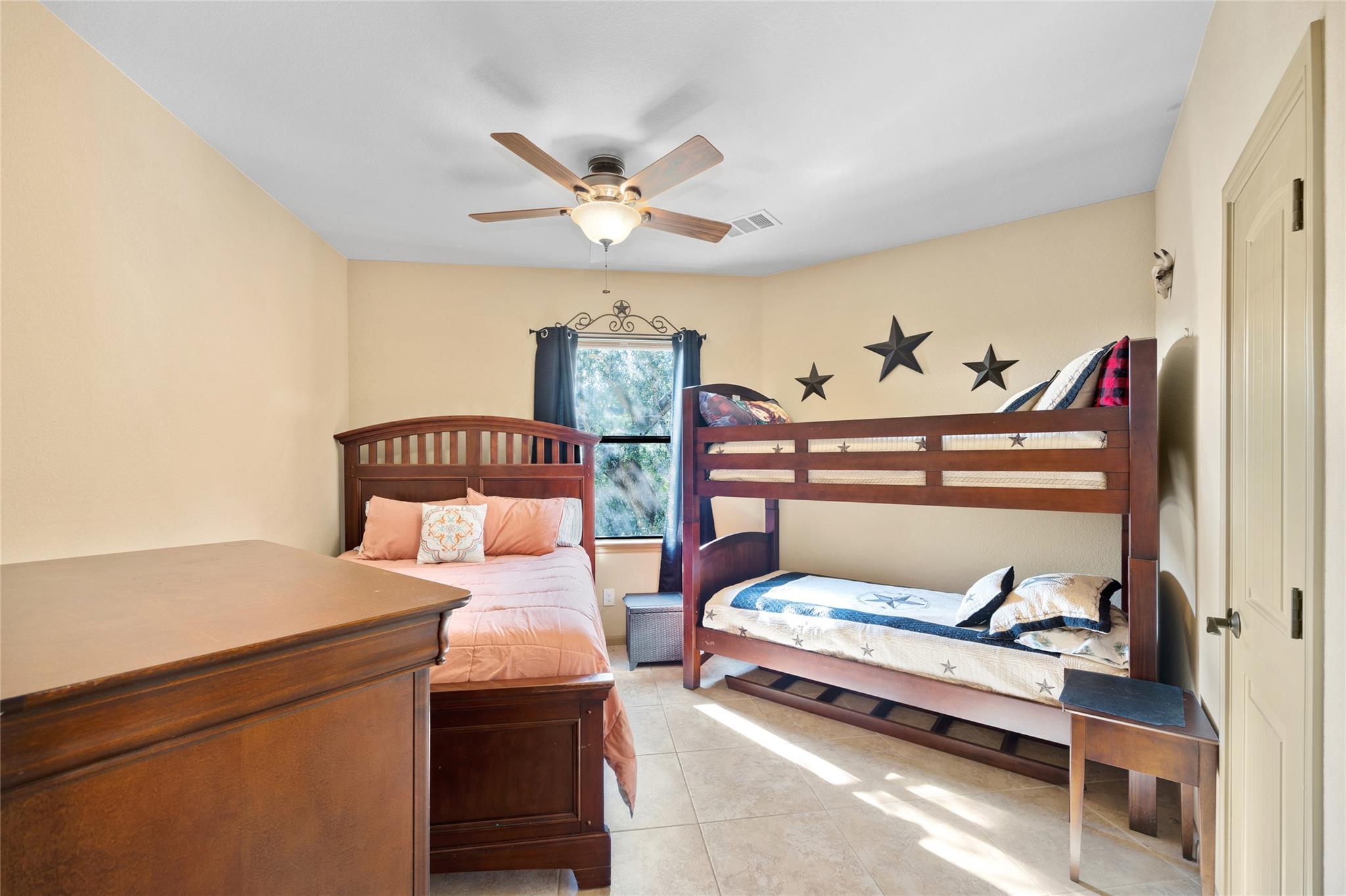 1690 Hickory Creek Rd, Marble Falls, TX 78654