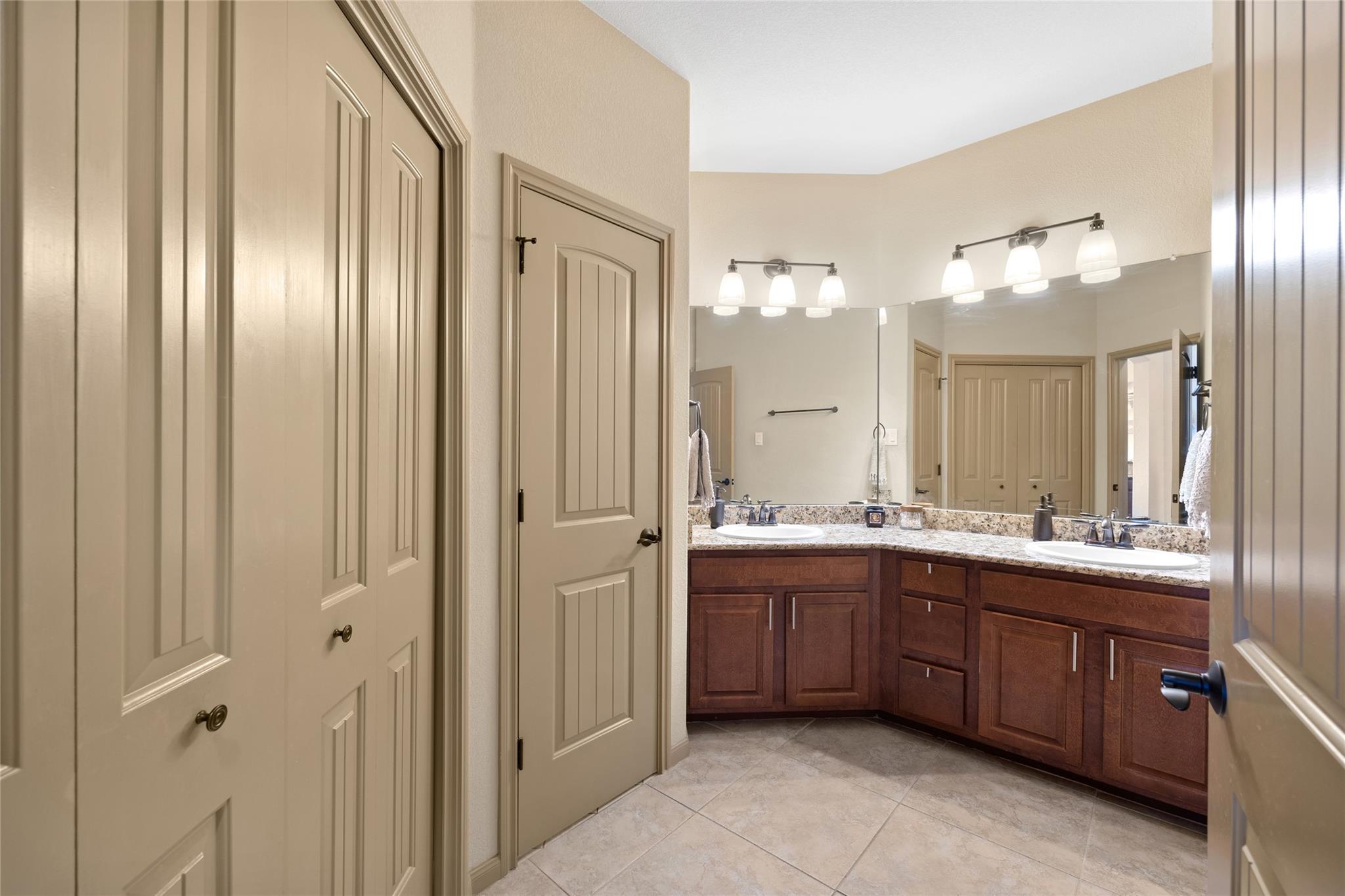 1690 Hickory Creek Rd, Marble Falls, TX 78654