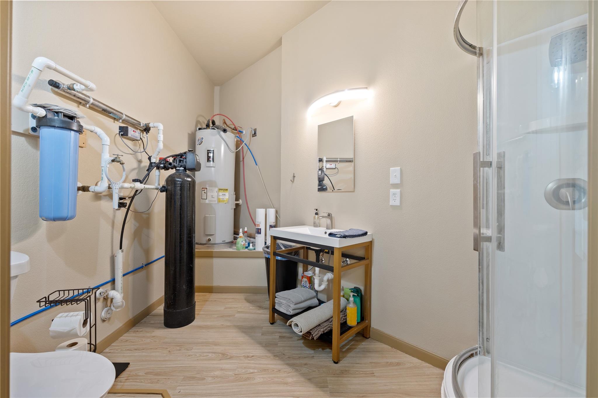 1690 Hickory Creek Rd, Marble Falls, TX 78654