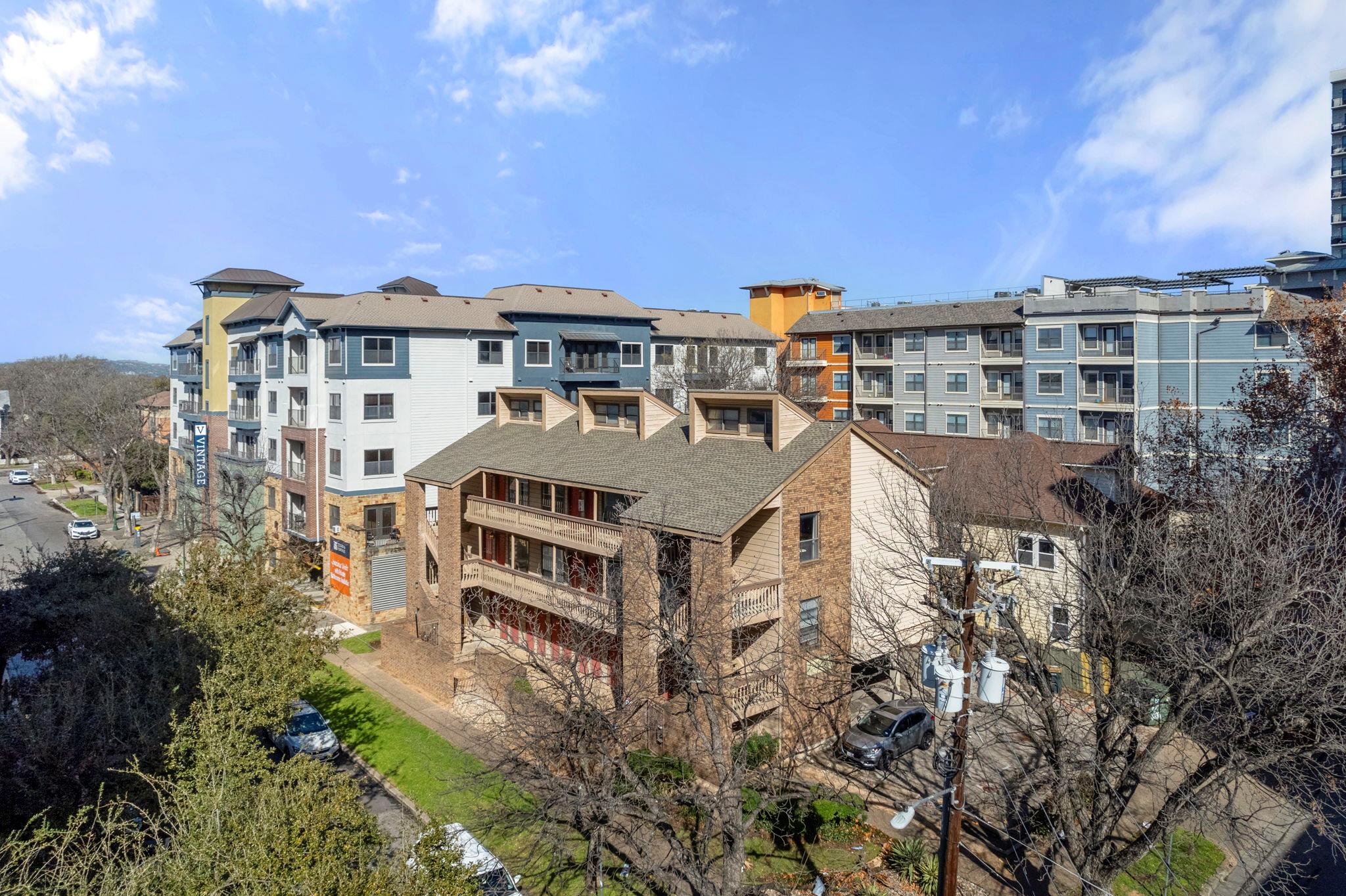 2210 Pearl St # 301, Austin, TX 78705