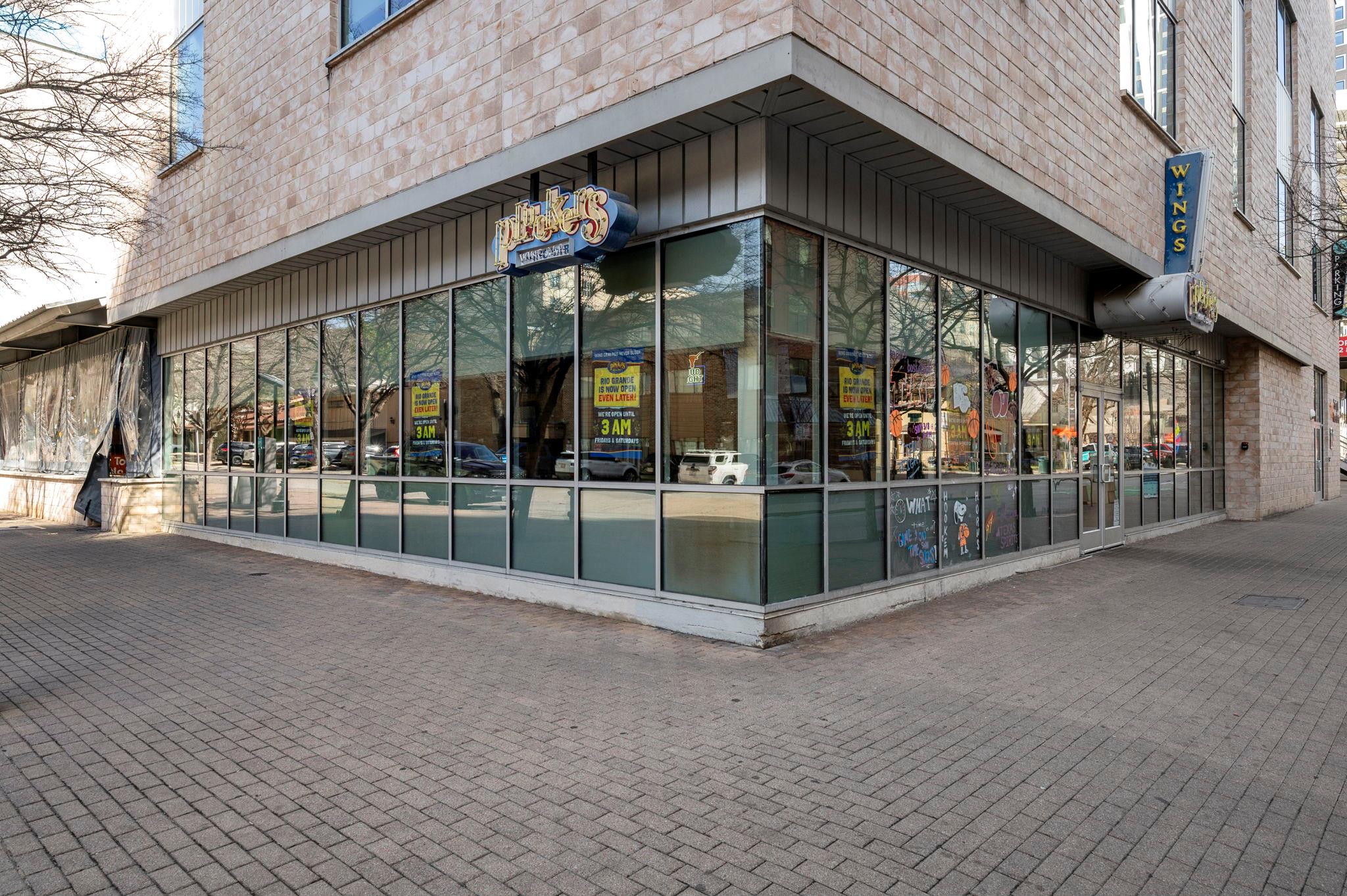 2210 Pearl St # 301, Austin, TX 78705