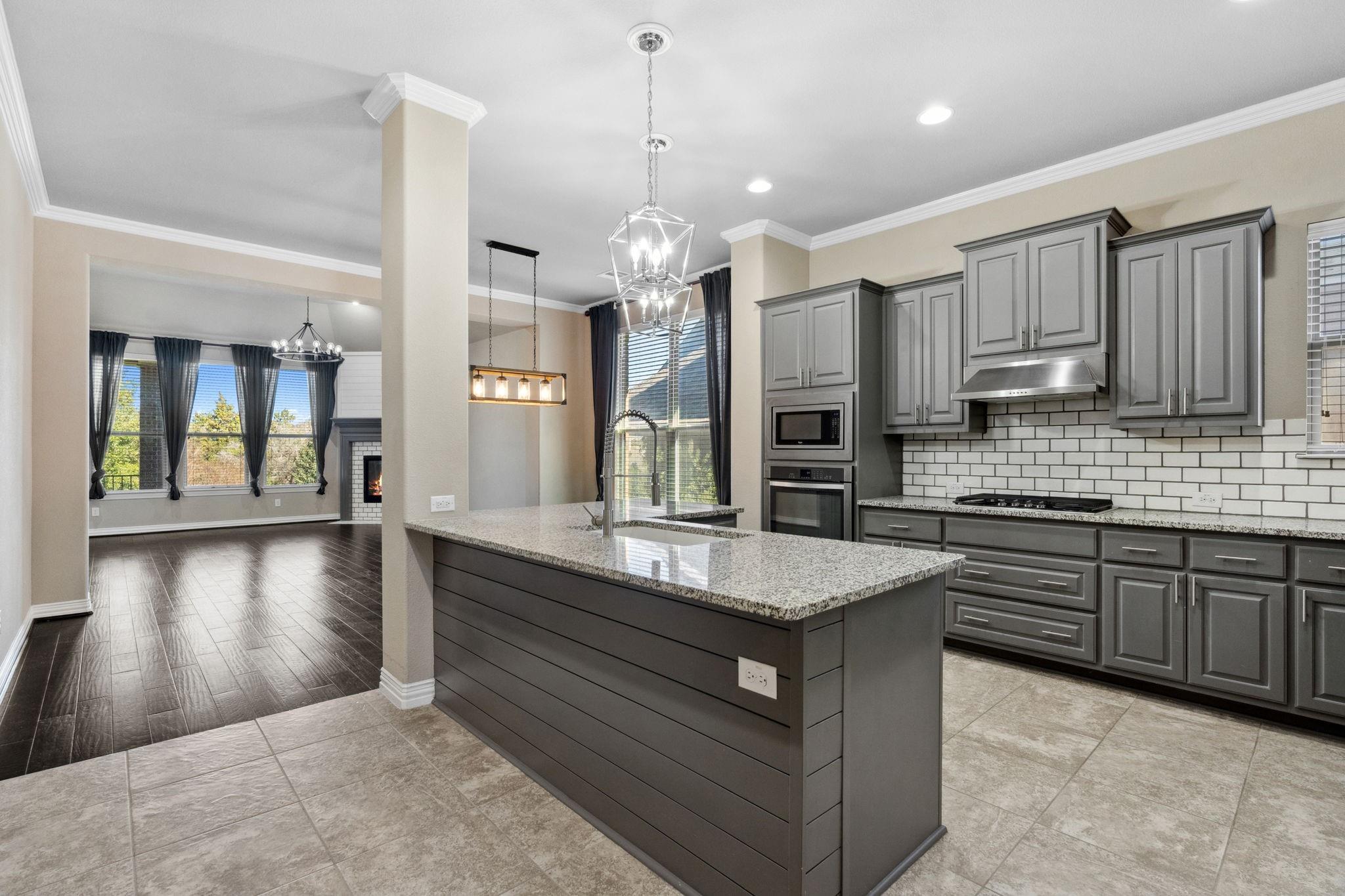 3929 Good Night Trl, Leander, TX 78641