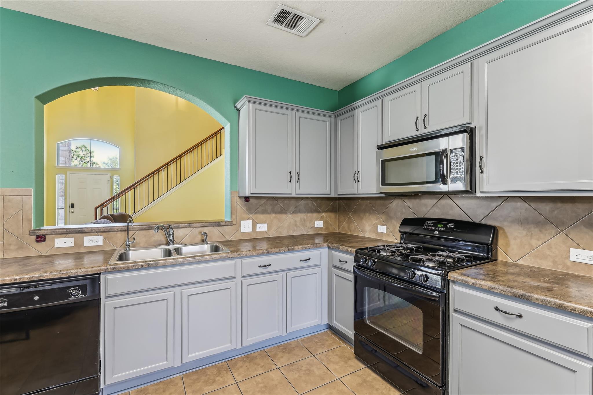 221 Brazoria Trl, San Marcos, TX 78666