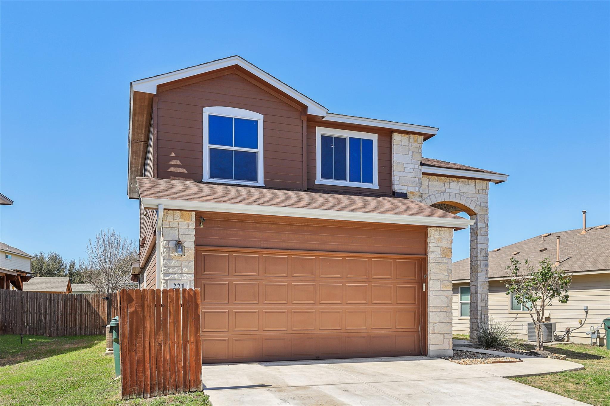221 Brazoria Trl, San Marcos, TX 78666