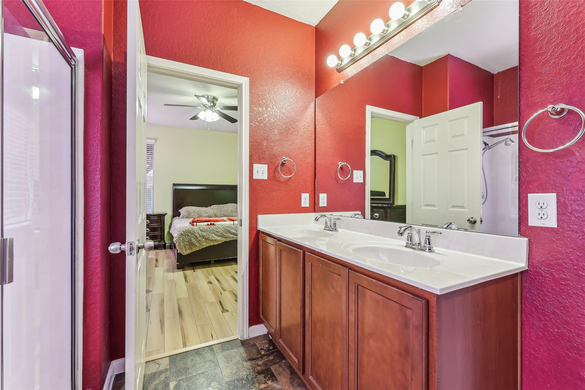 221 Brazoria Trl, San Marcos, TX 78666