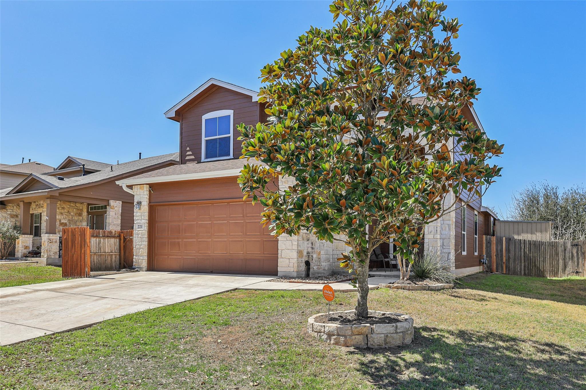 221 Brazoria Trl, San Marcos, TX 78666