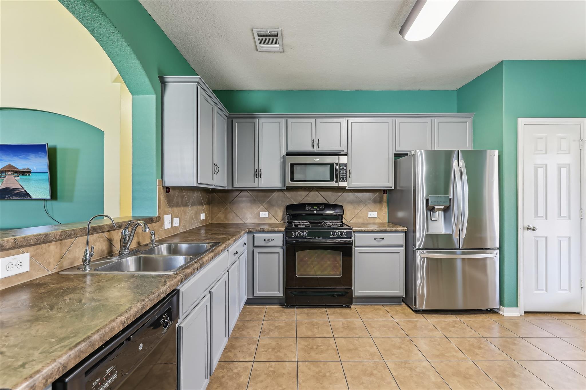 221 Brazoria Trl, San Marcos, TX 78666