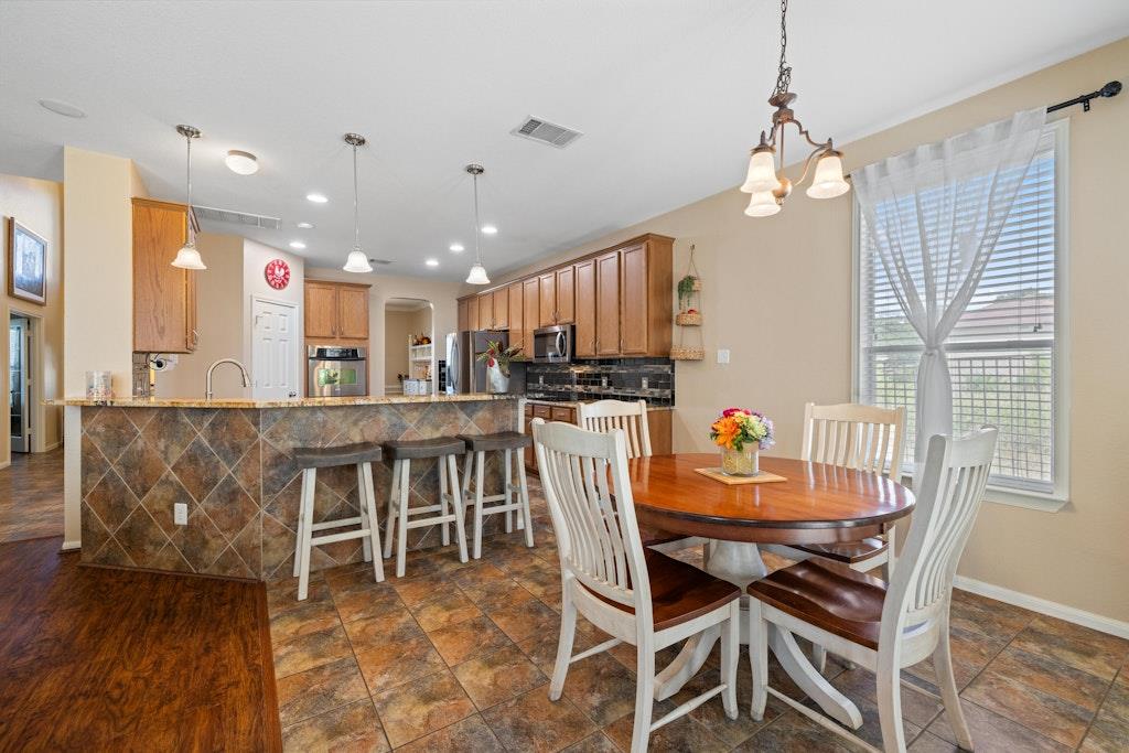 2009 River Rock Trl, Harker Heights, TX 76548