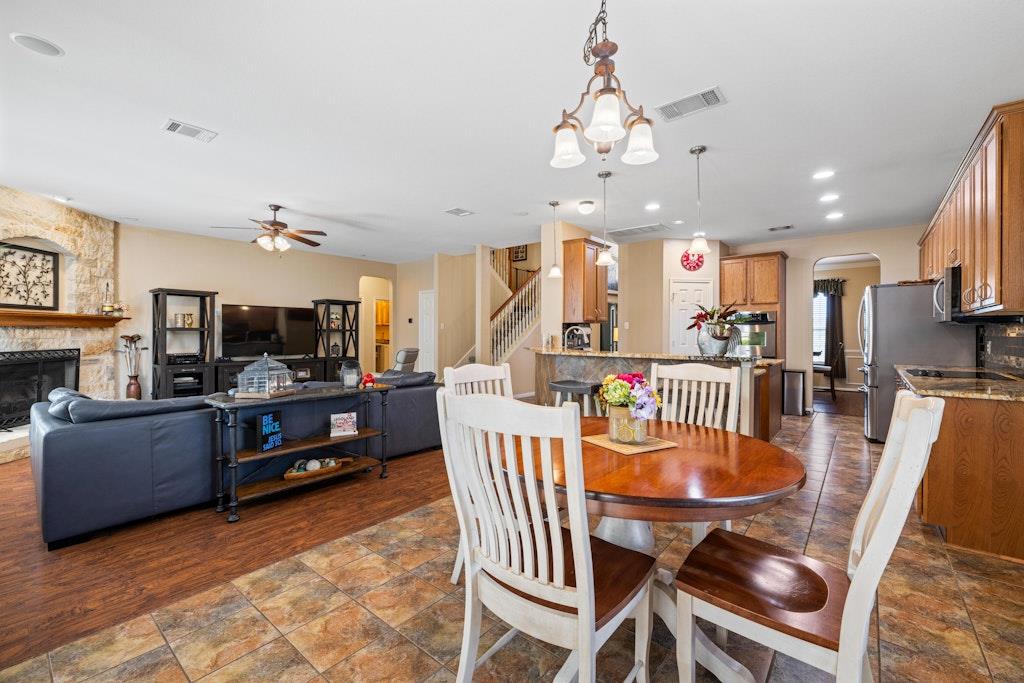 2009 River Rock Trl, Harker Heights, TX 76548