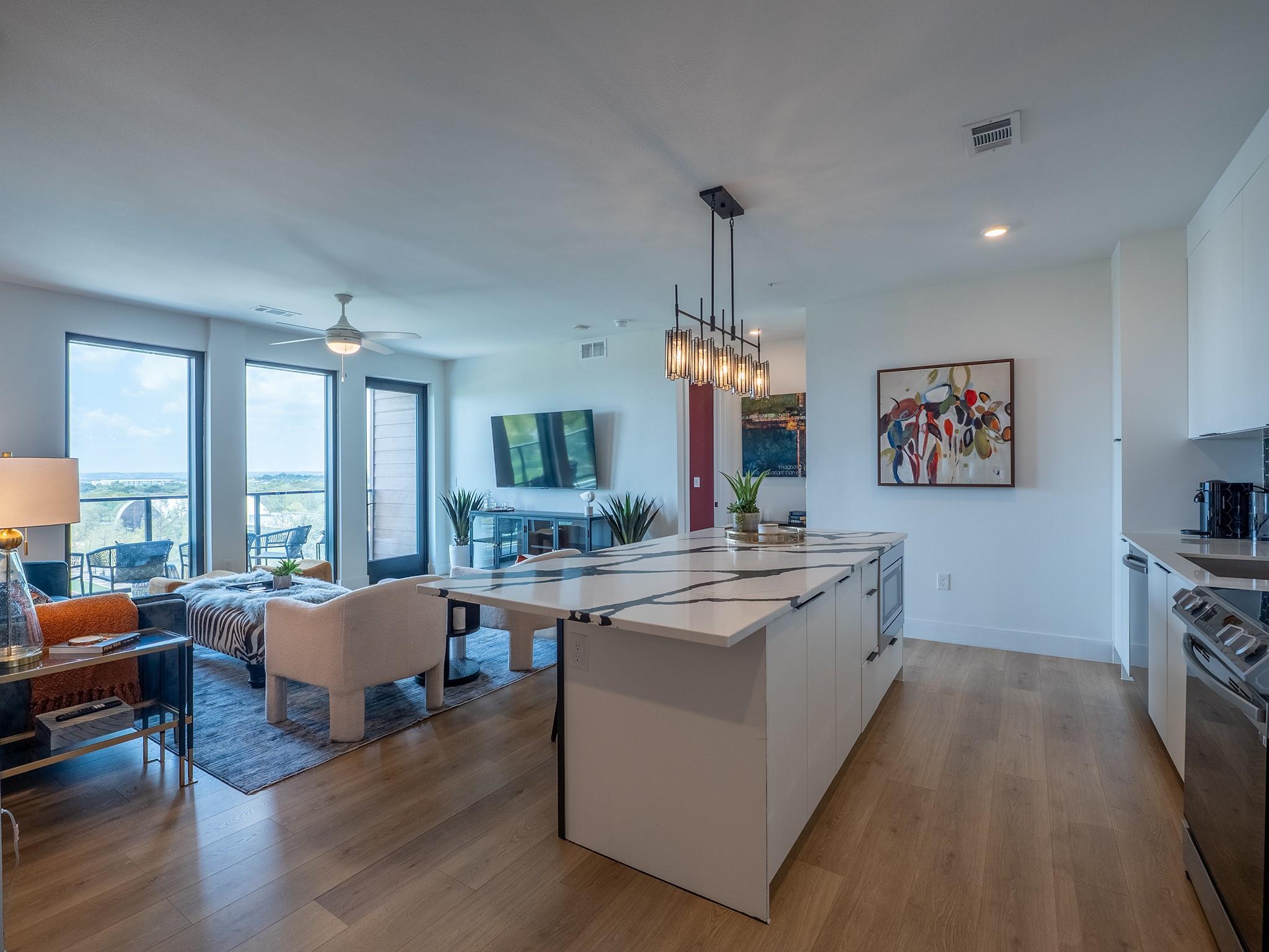 1701 Simond Ave # 531, Austin, TX 78723