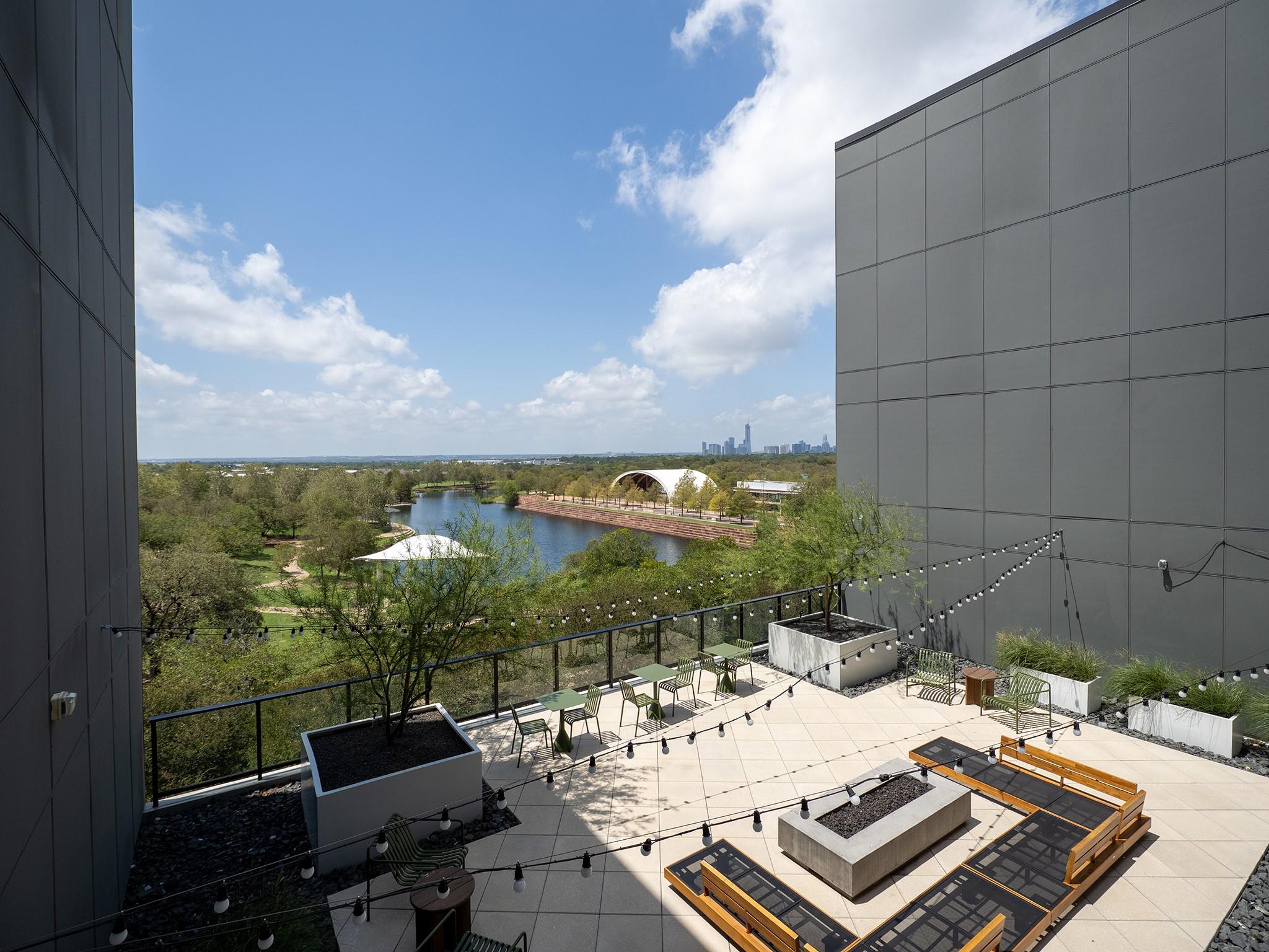 1701 Simond Ave # 531, Austin, TX 78723