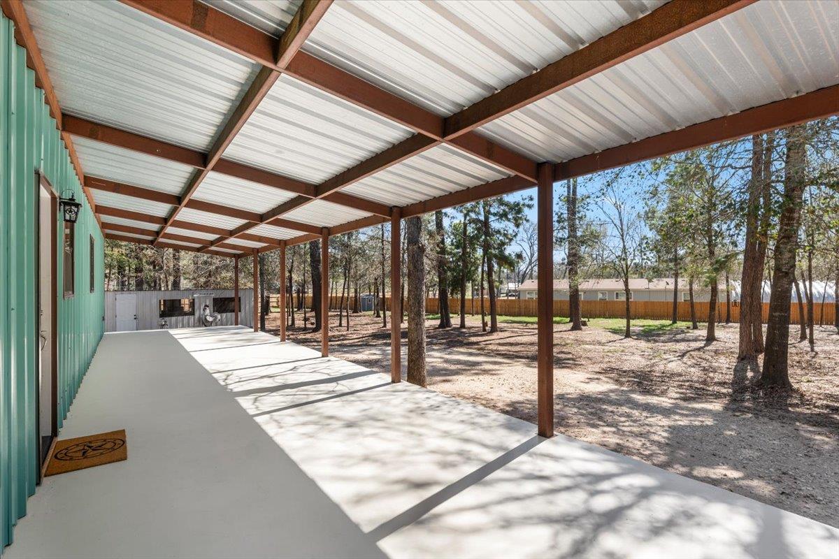 144 Old Potato Road Rd, Paige, TX 78659