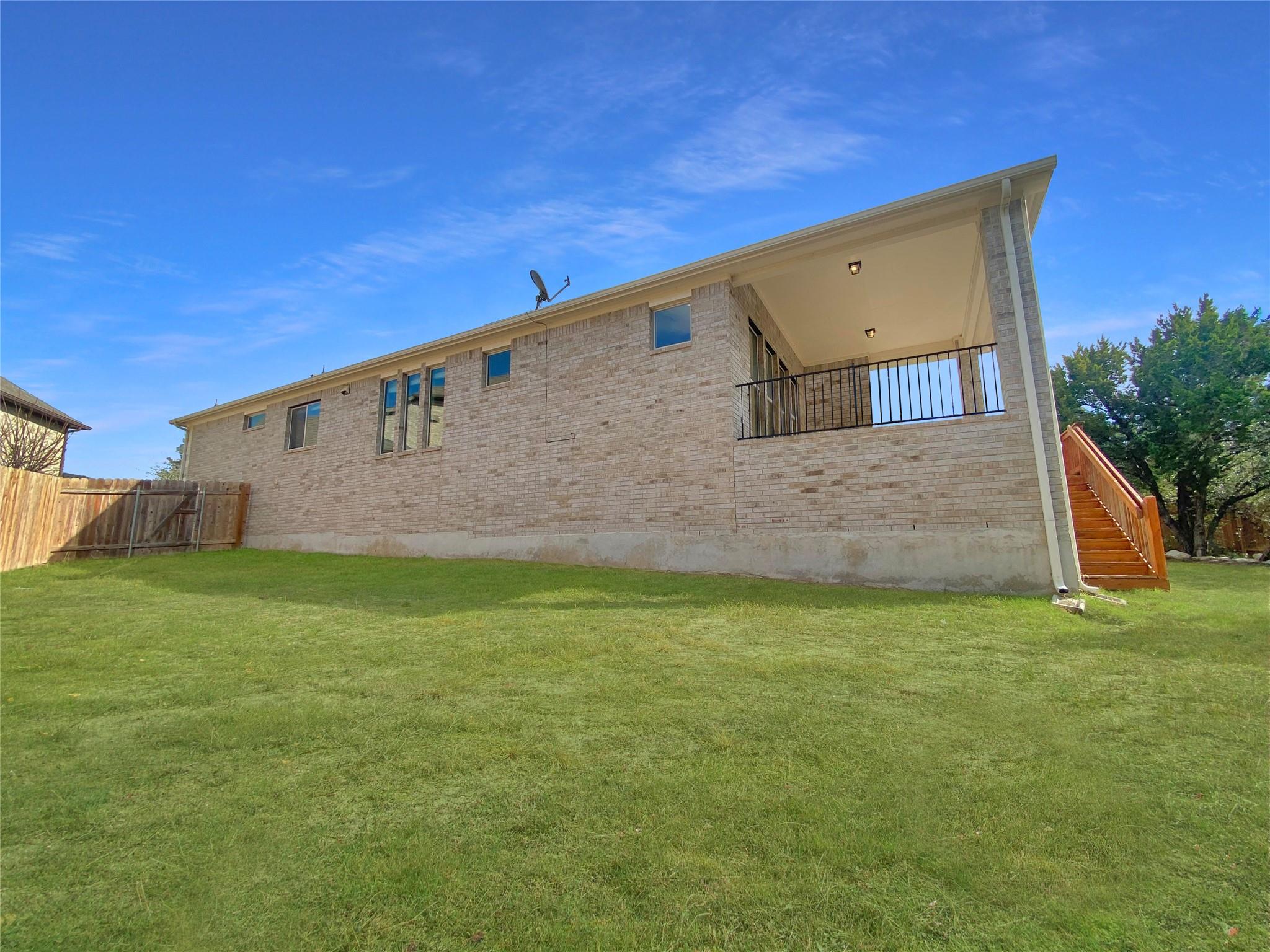 22621 Fountaingrass Ln, Lago Vista, TX 78645