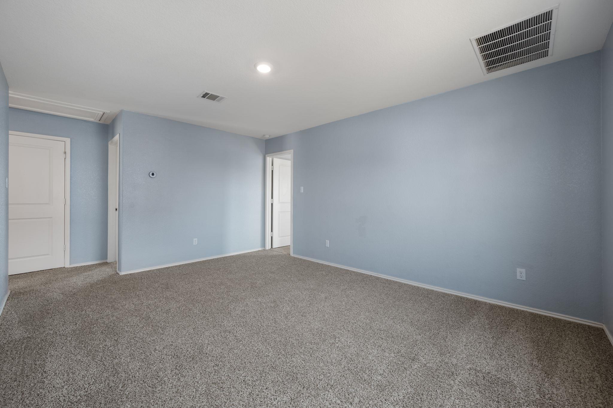 817 Circle Way, Jarrell, TX 76537