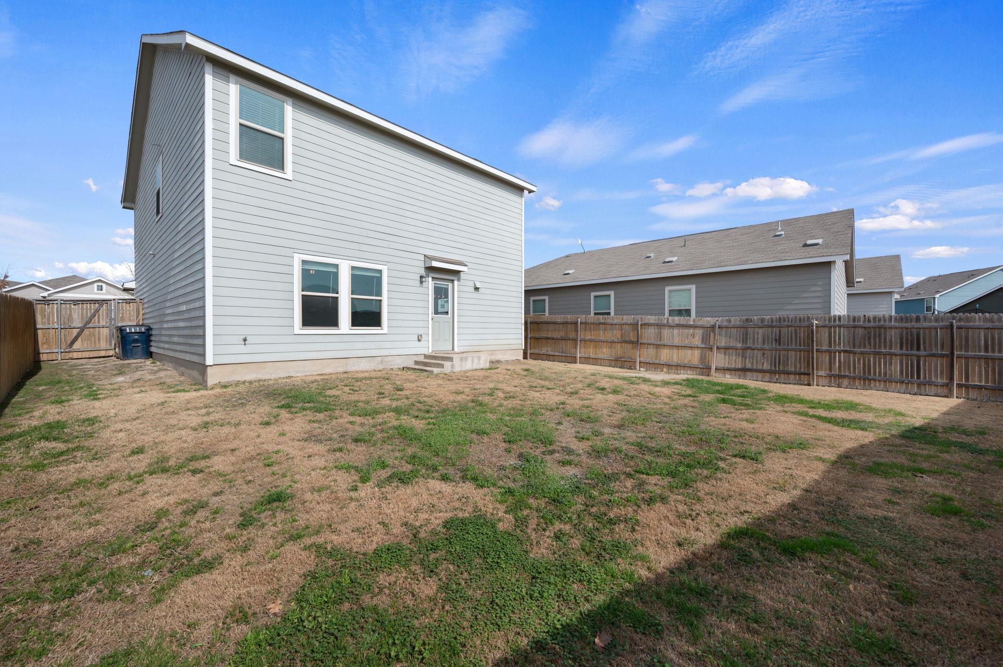 817 Circle Way, Jarrell, TX 76537