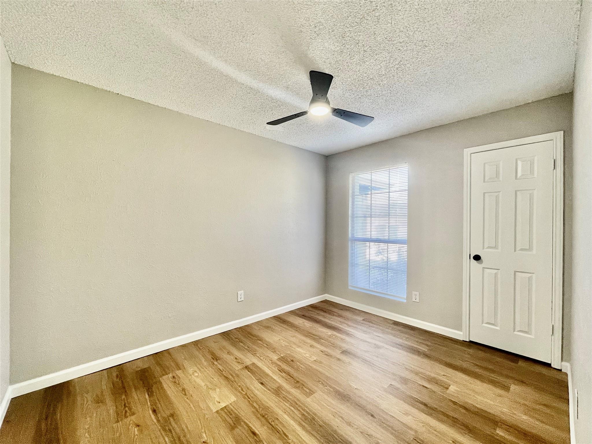 2001 Lisa Ln, San Marcos, TX 78666