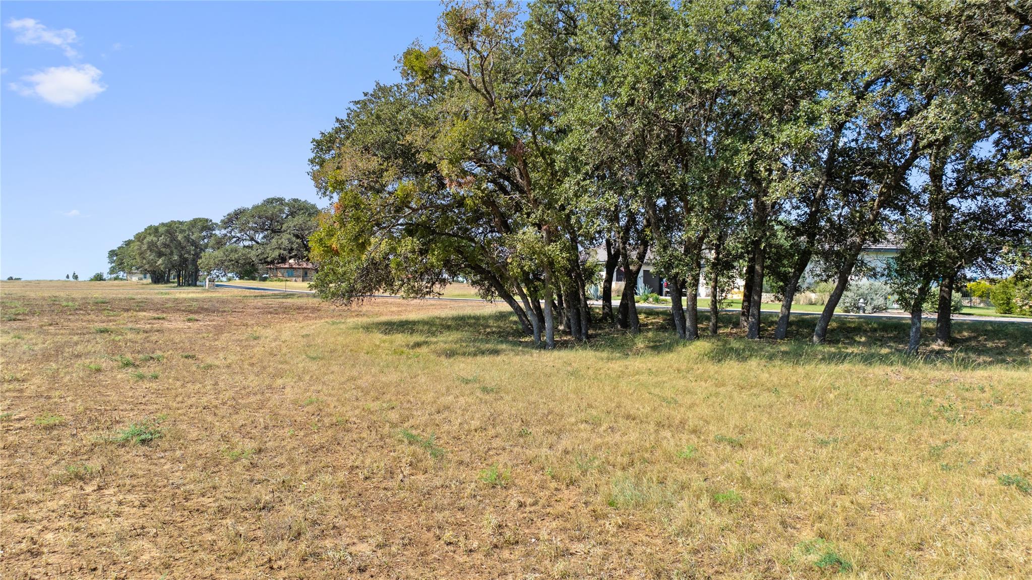 26204 Madison Dr, Spicewood, TX 78669