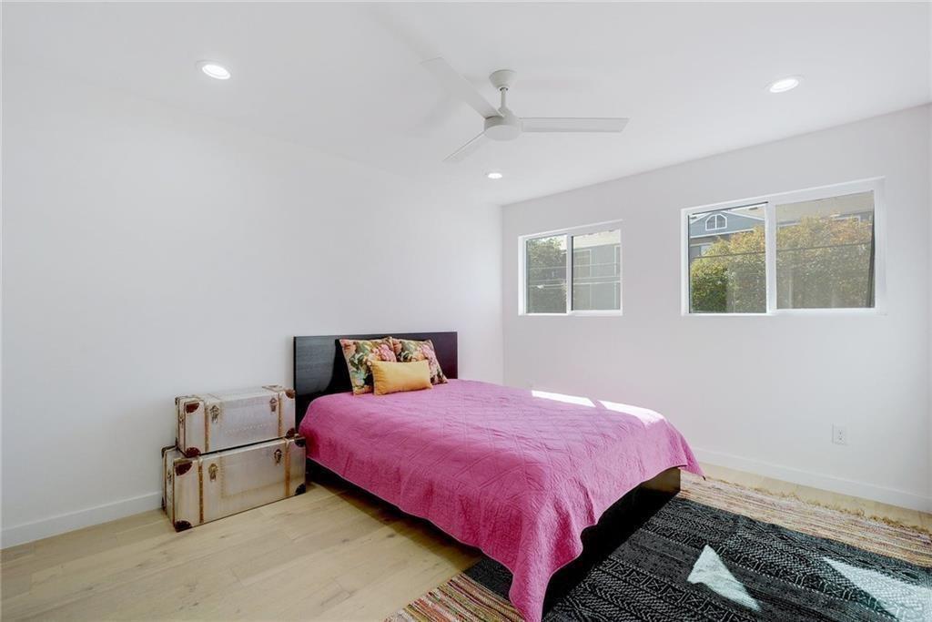 400 E 30th St # 204, Austin, TX 78705