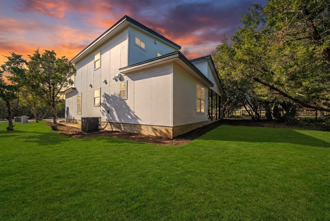 4 Huisache Ln, Wimberley, TX 78676