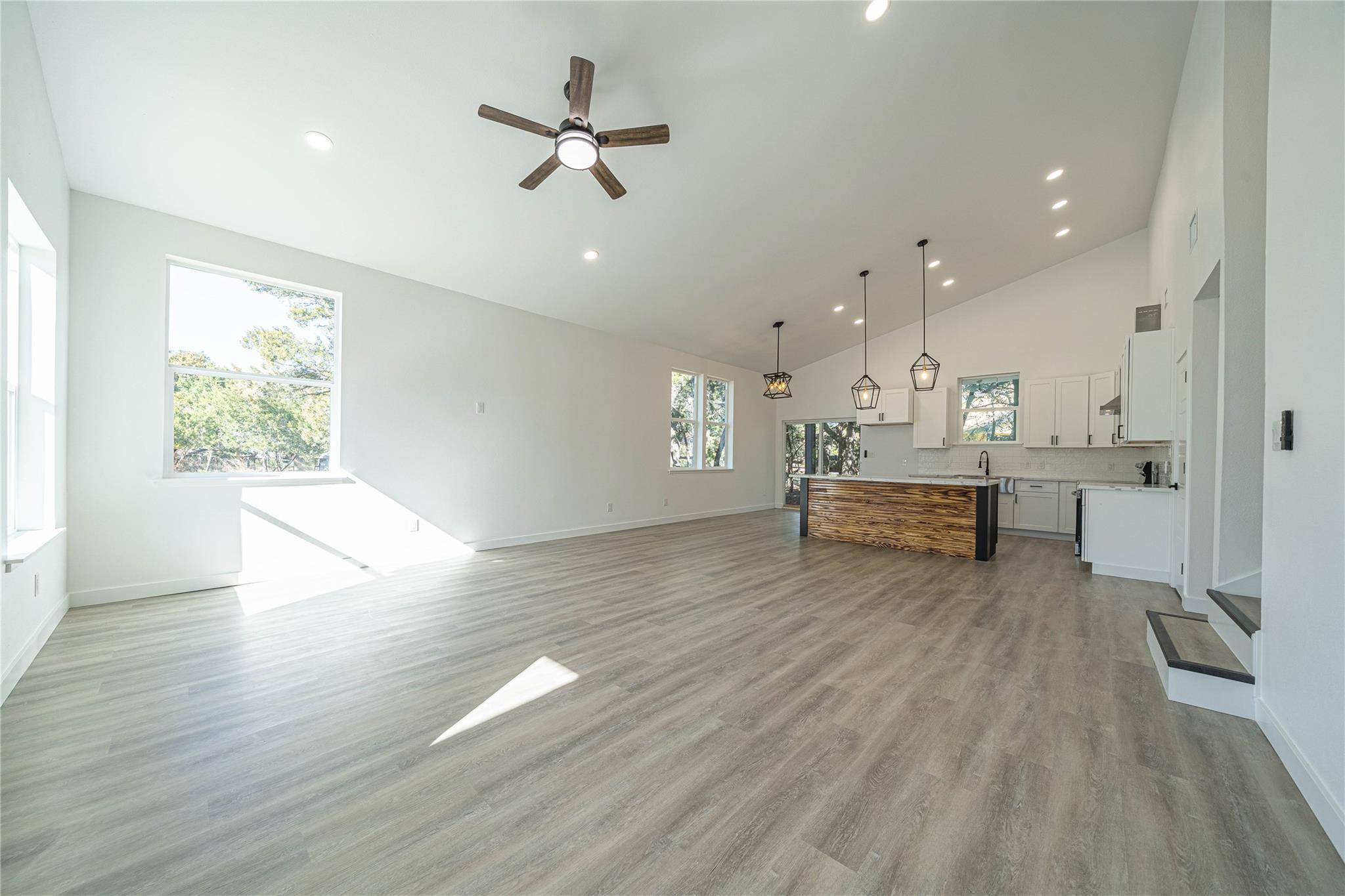 4 Huisache Ln, Wimberley, TX 78676