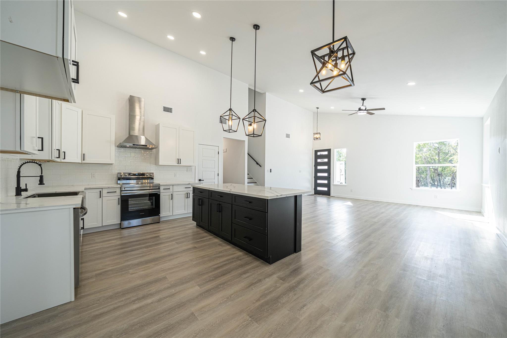 4 Huisache Ln, Wimberley, TX 78676