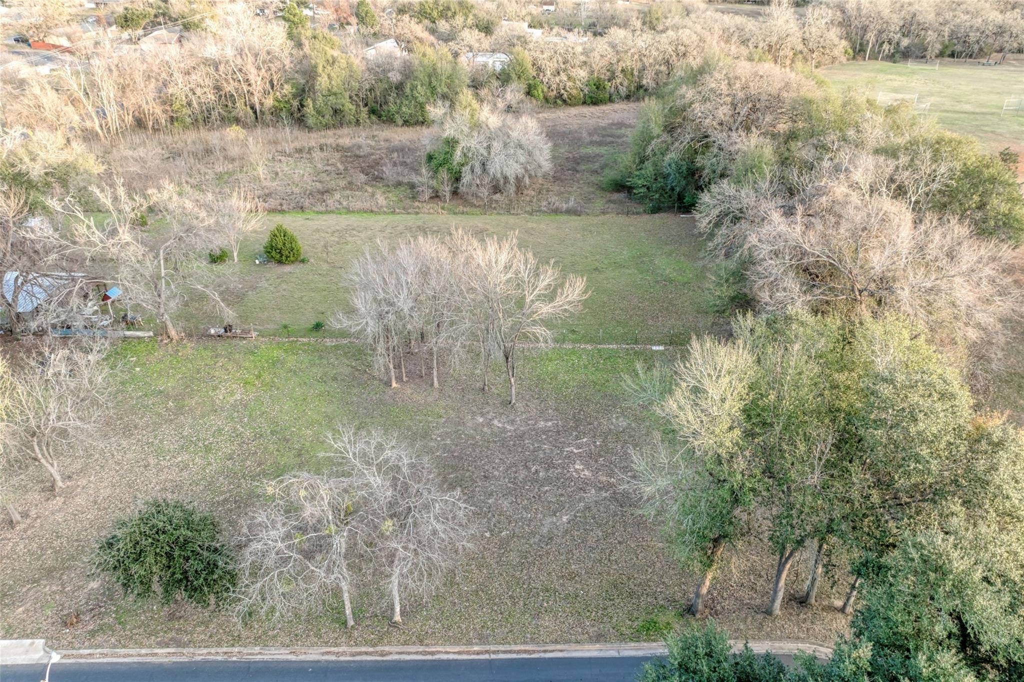 Lot 4 E Alamo St, Elgin, TX 78621