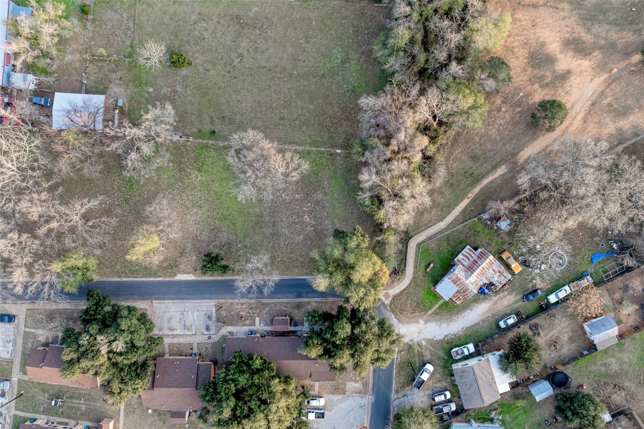 Lot 4 E Alamo St, Elgin, TX 78621