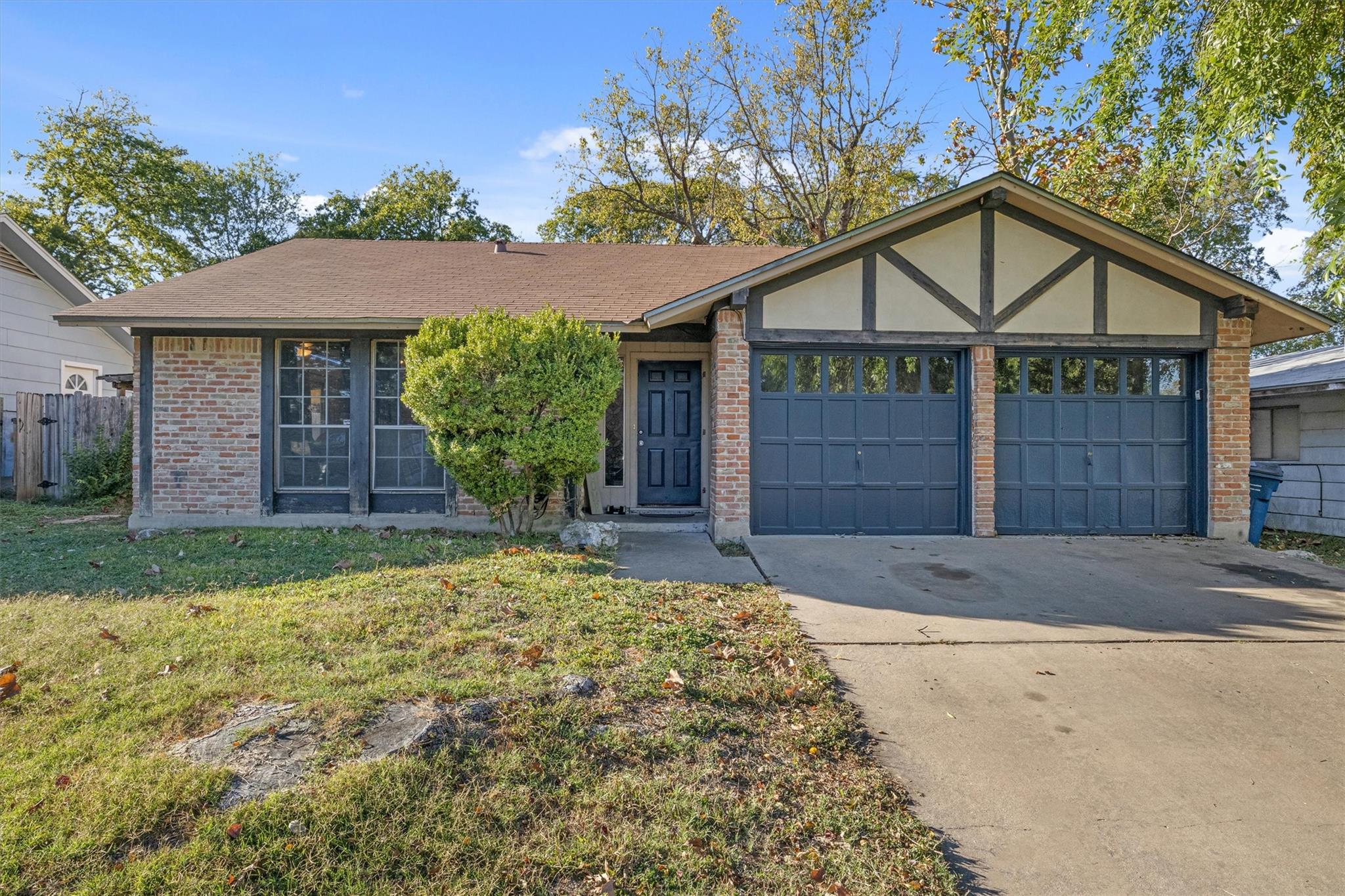 10102 Woodstock Dr, Austin, TX 78753