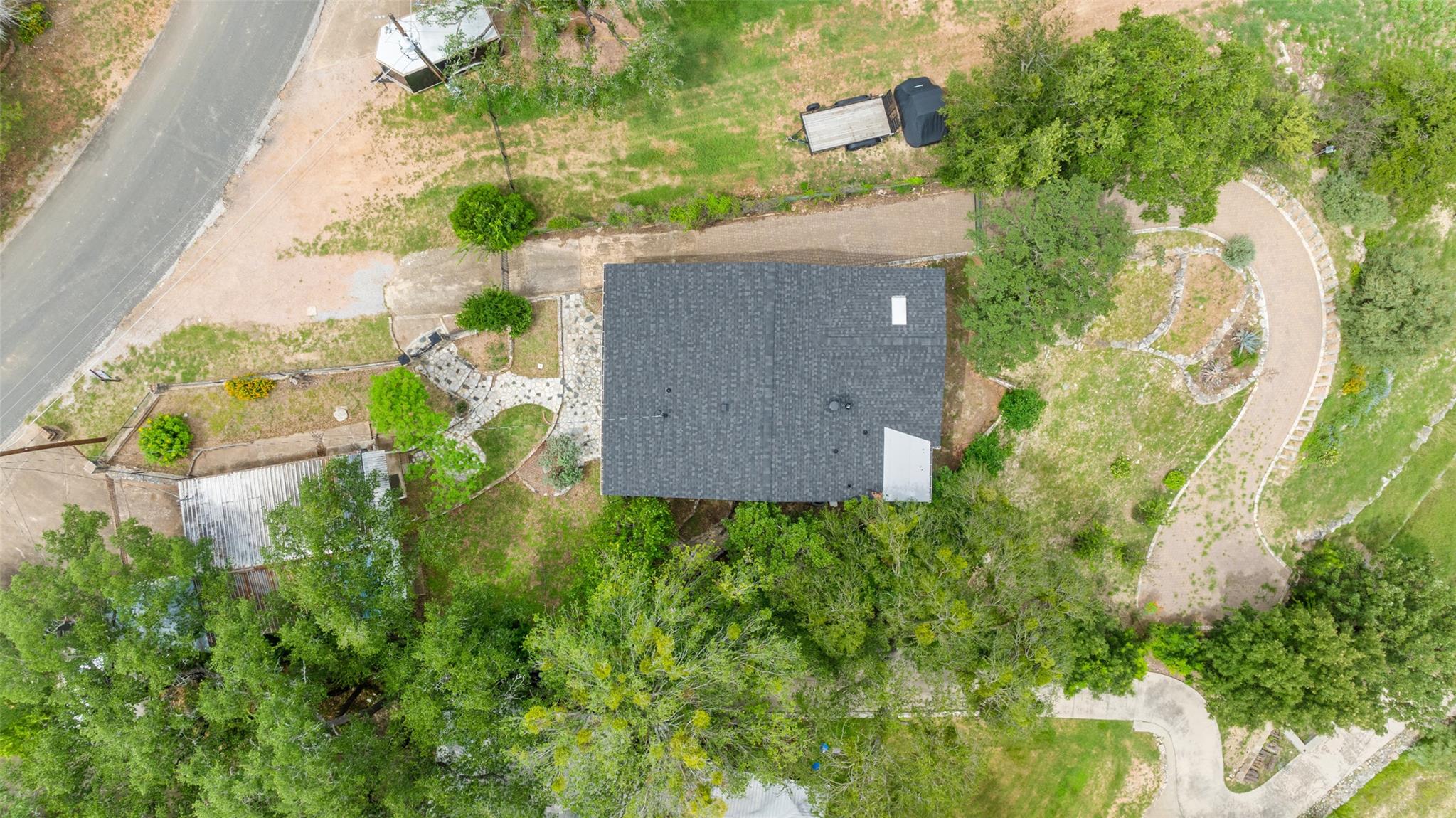 1201 Lakeshore Dr, Spicewood, TX 78669