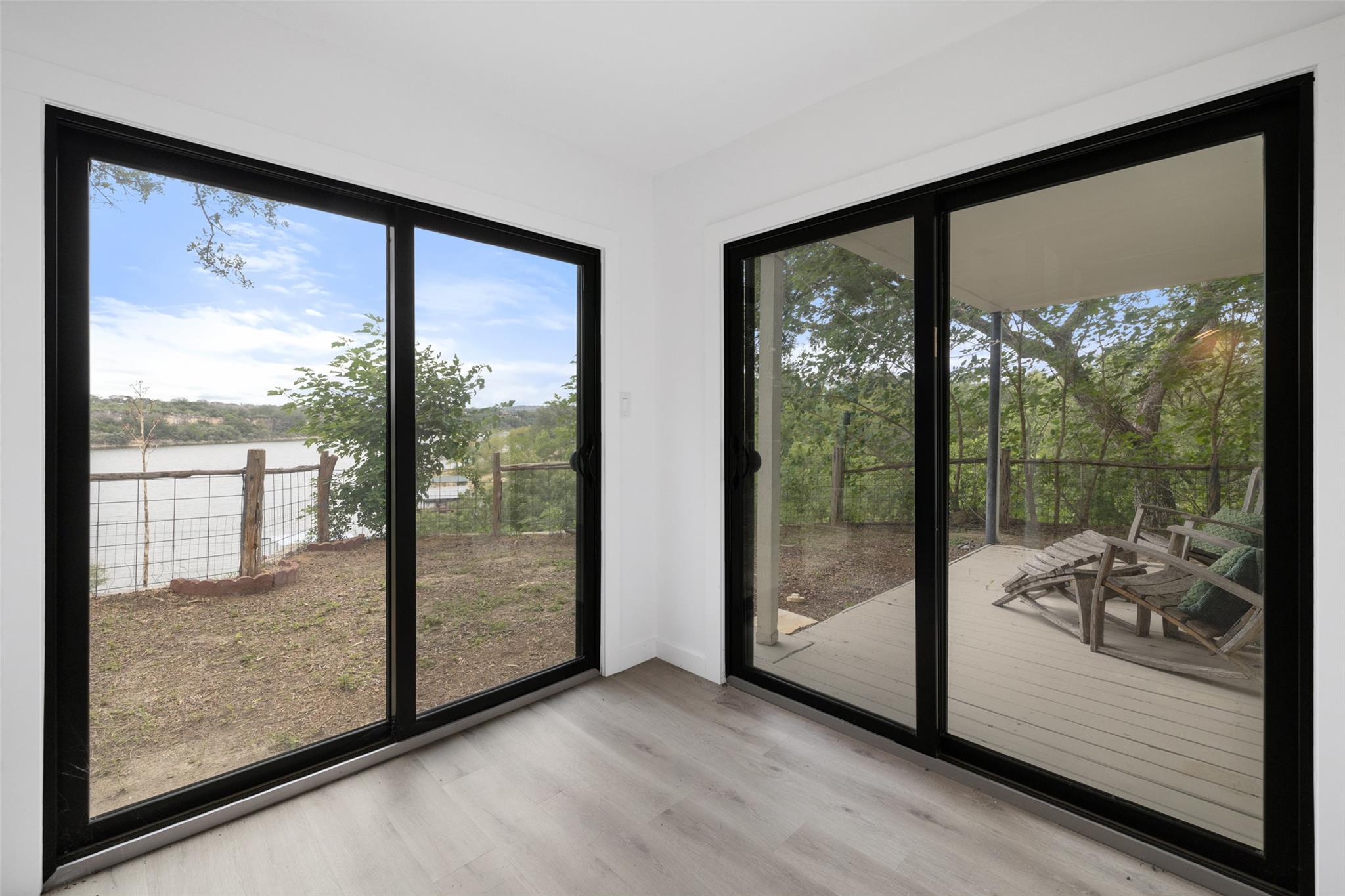 1201 Lakeshore Dr, Spicewood, TX 78669