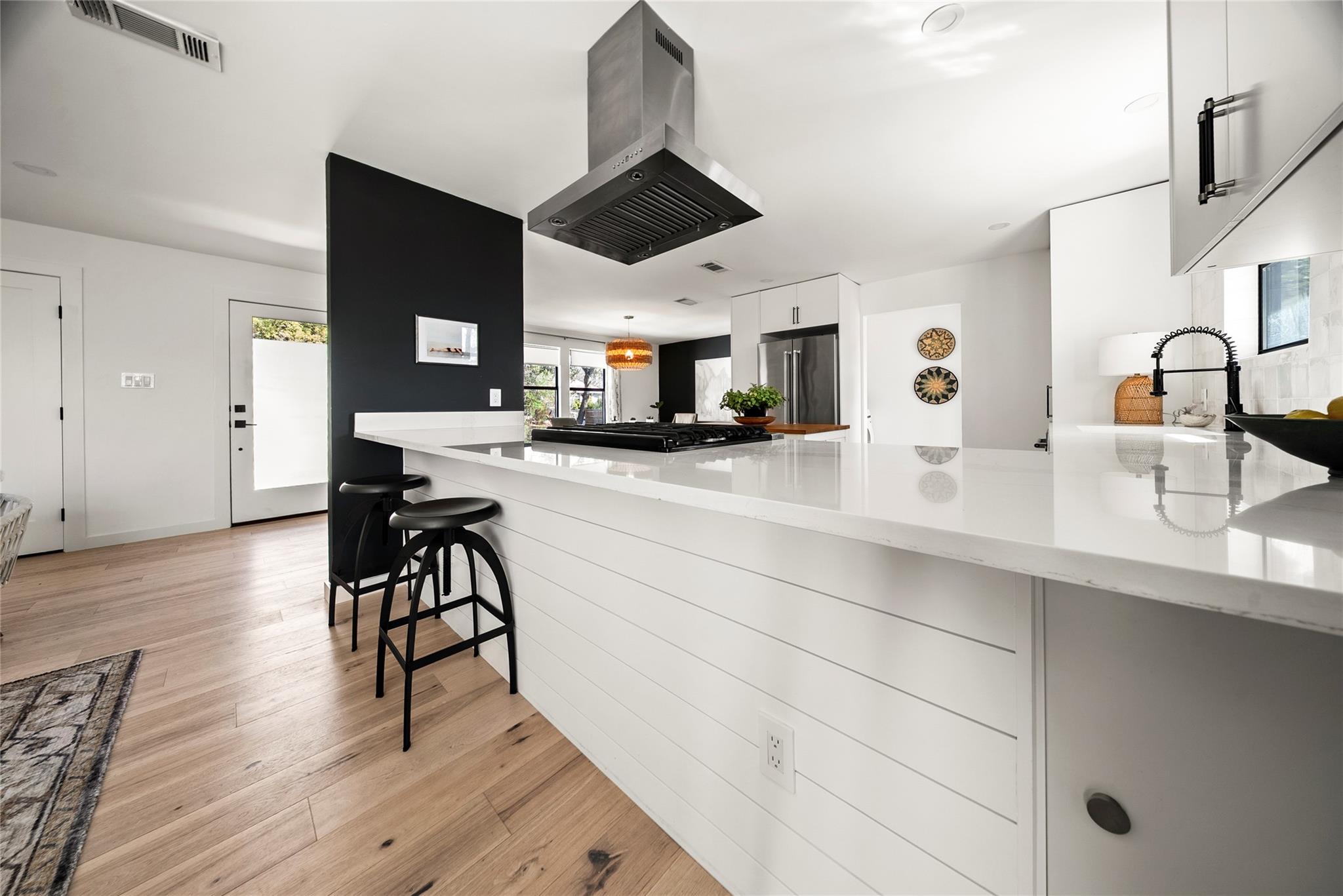 7702 Wynne Ln, Austin, TX 78745